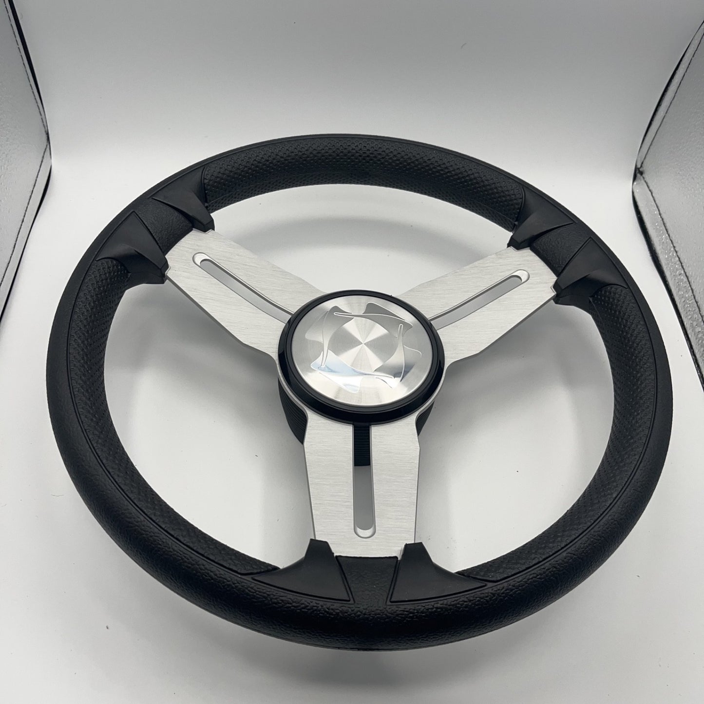 Model 15A Marine Steering Wheel Brushed Alum Spokes | Stingray Boats Cap