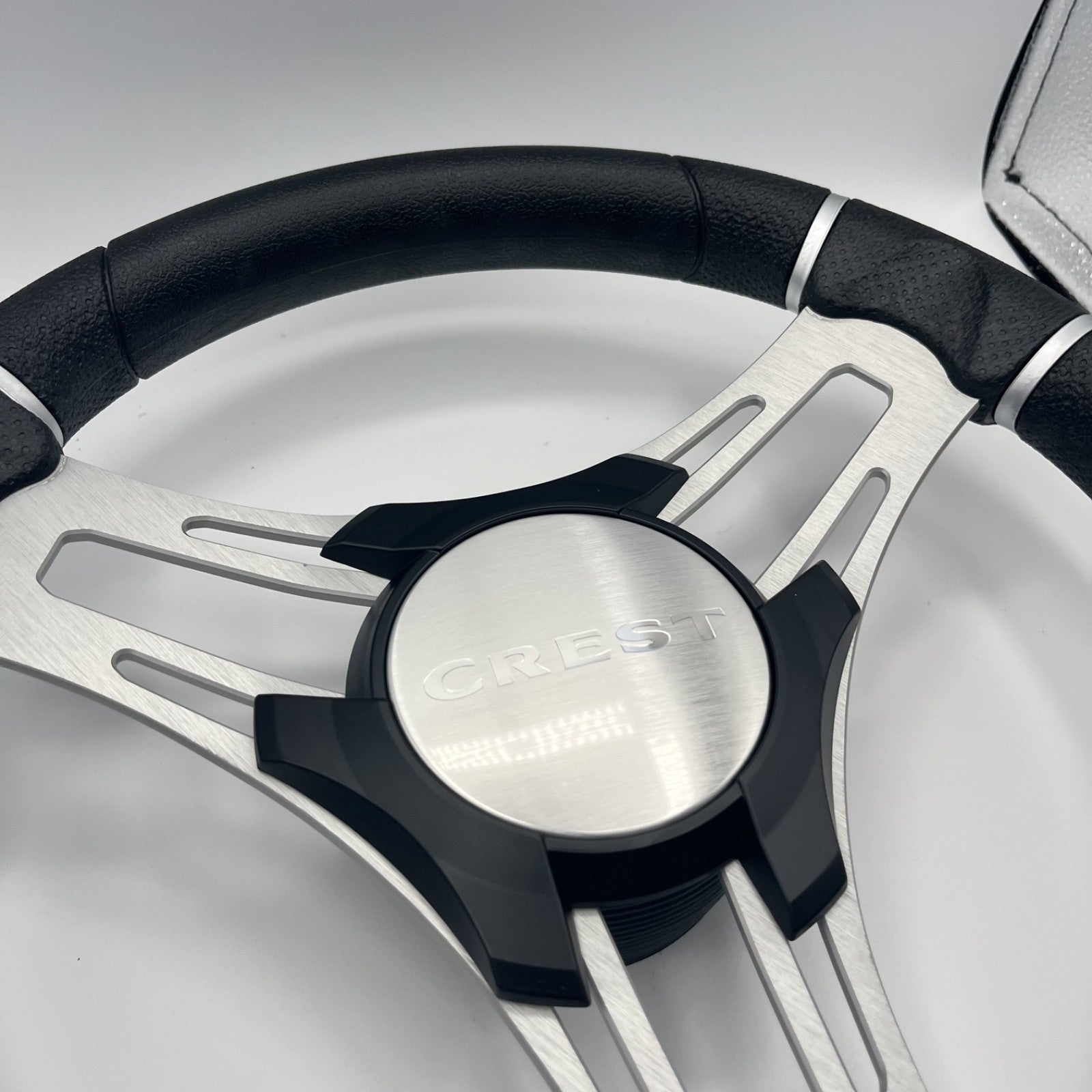 Gussi Italia Boat Steering Wheel Brushed Aluminum Spokes | Crest Boats