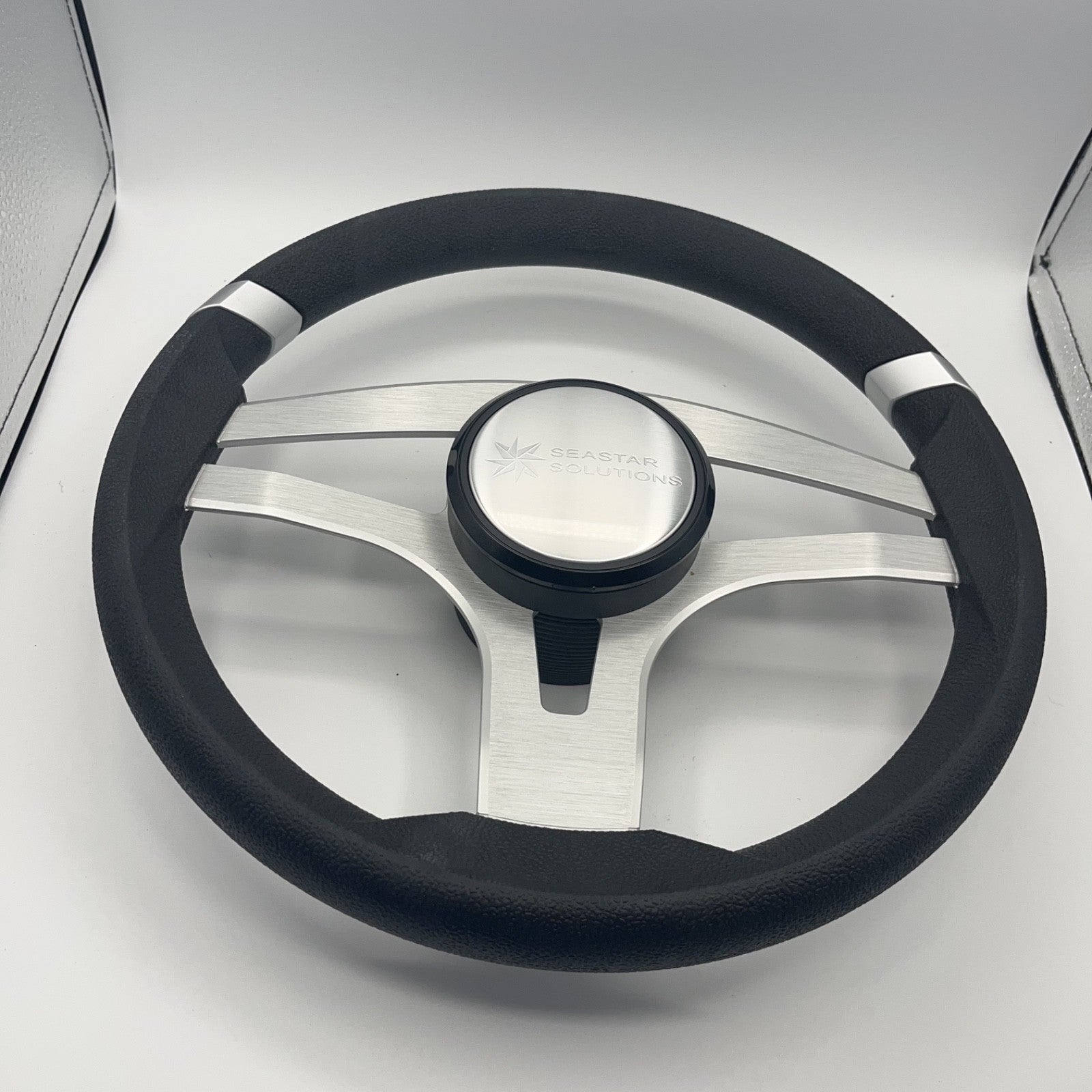 Badia Boat Steering Wheel Brushed Aluminum Spokes | Seastar Solutions