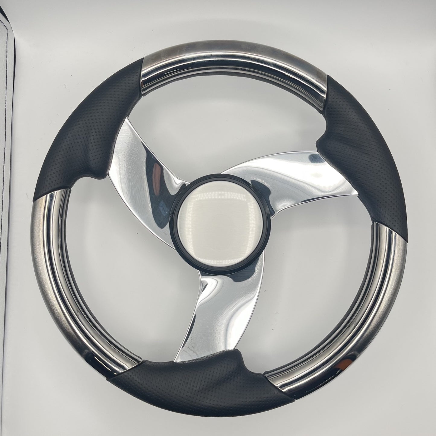 Model M533 Boat Steering Wheel Polished Alum Spoke | Plain