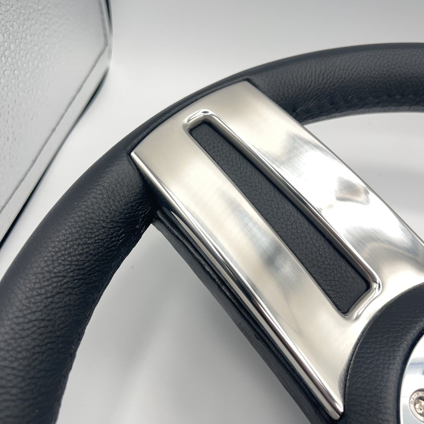 Gussi Italia Marine Steering Wheel Stainless Steel Spokes Soft Touch Rim | Axis