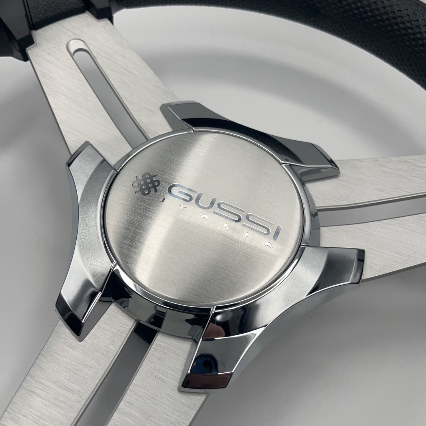 Model 15A Marine Steering Wheel Brushed Alum Spokes | Gussi Italia Cap