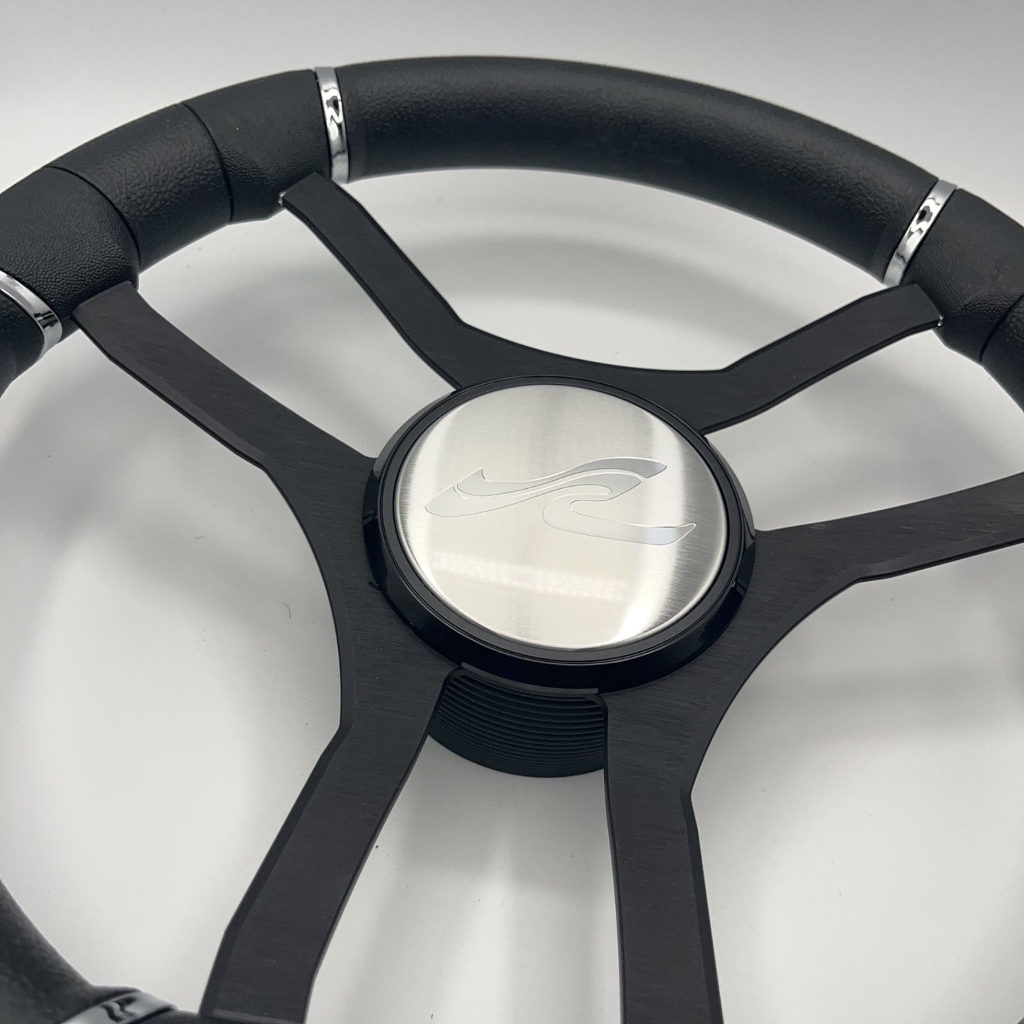 Malera Boat Steering Wheel Black Aluminum Spokes | SeaRay Boats