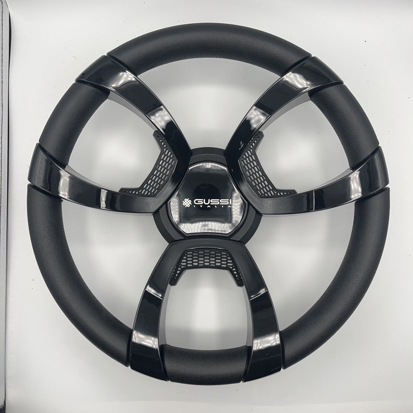 La Corte Boat Steering Wheel Black Gloss Inserts | Gussi Italia Logo