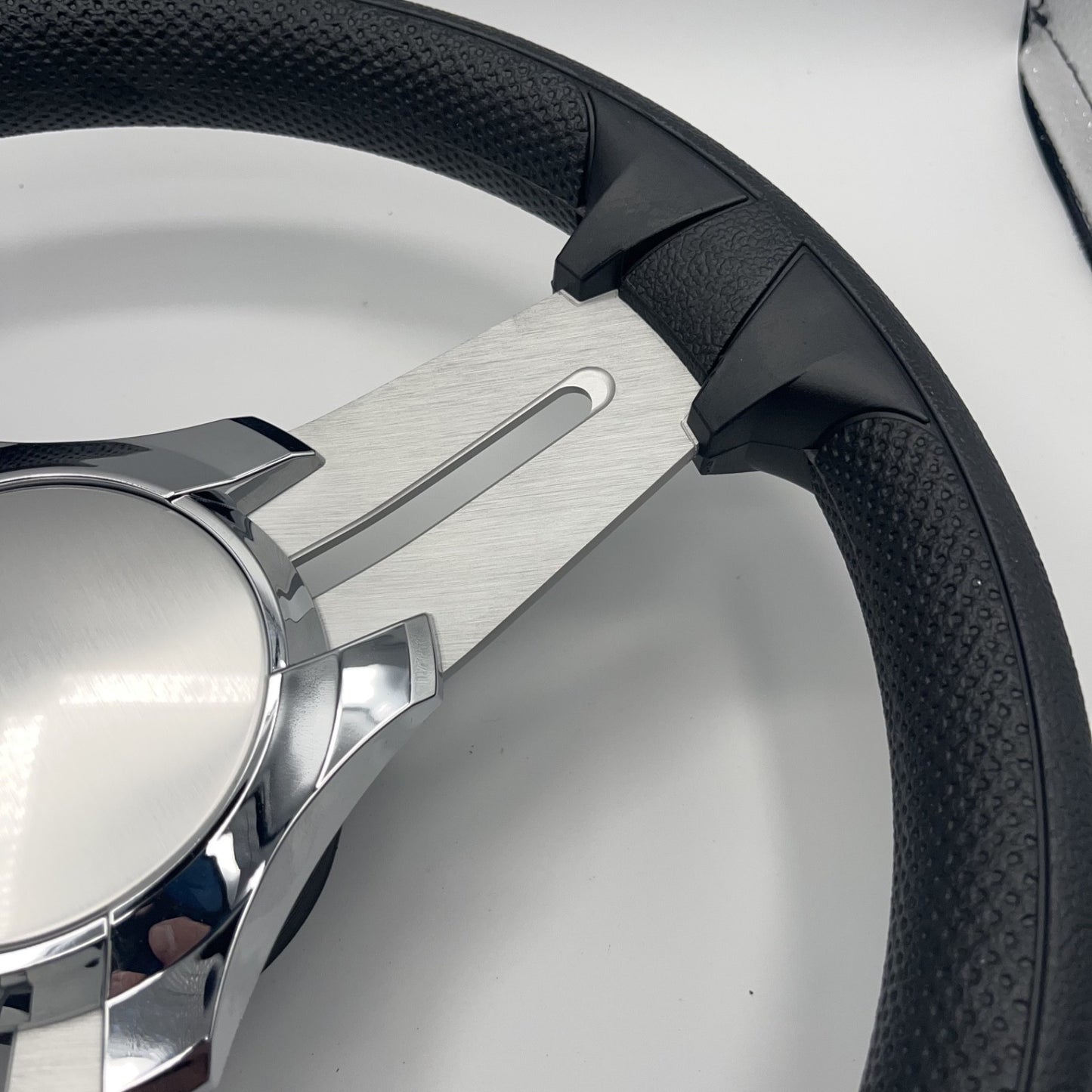 Model 15A Marine Steering Wheel Brushed Alum Spokes | Chrome Blank Cap