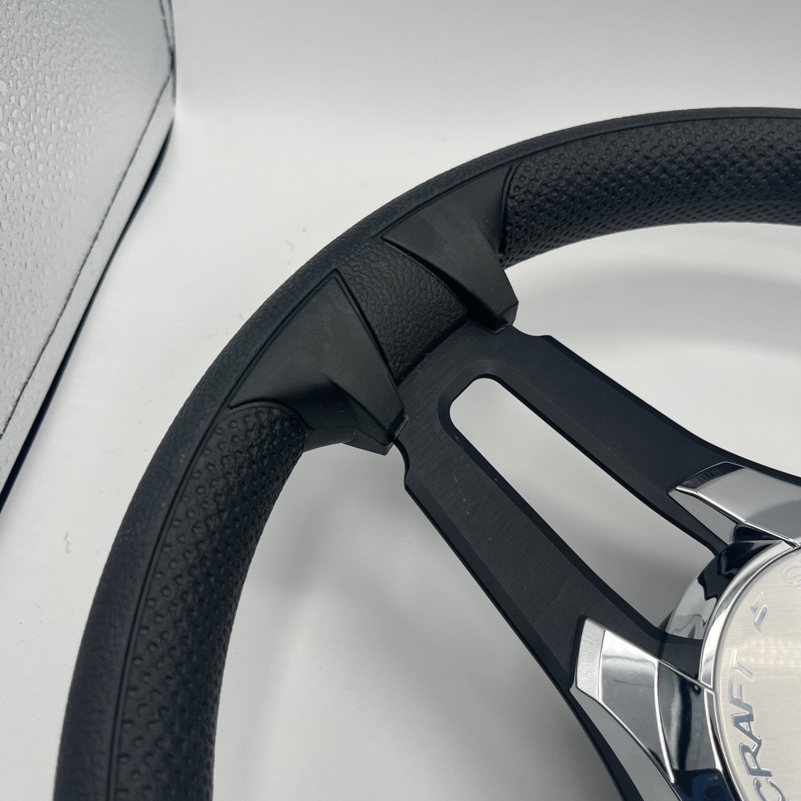 Gussi Italia Marine Steering Wheel Black Brush Metal Spokes | Starcraft