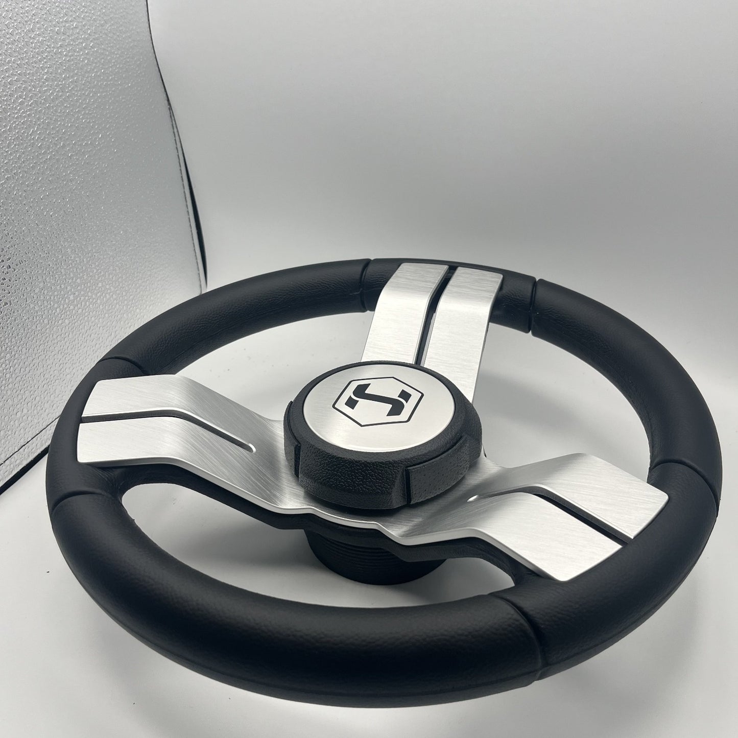 Gussi Italia Boat Steering Wheel Black Aluminum Spoke | Harris