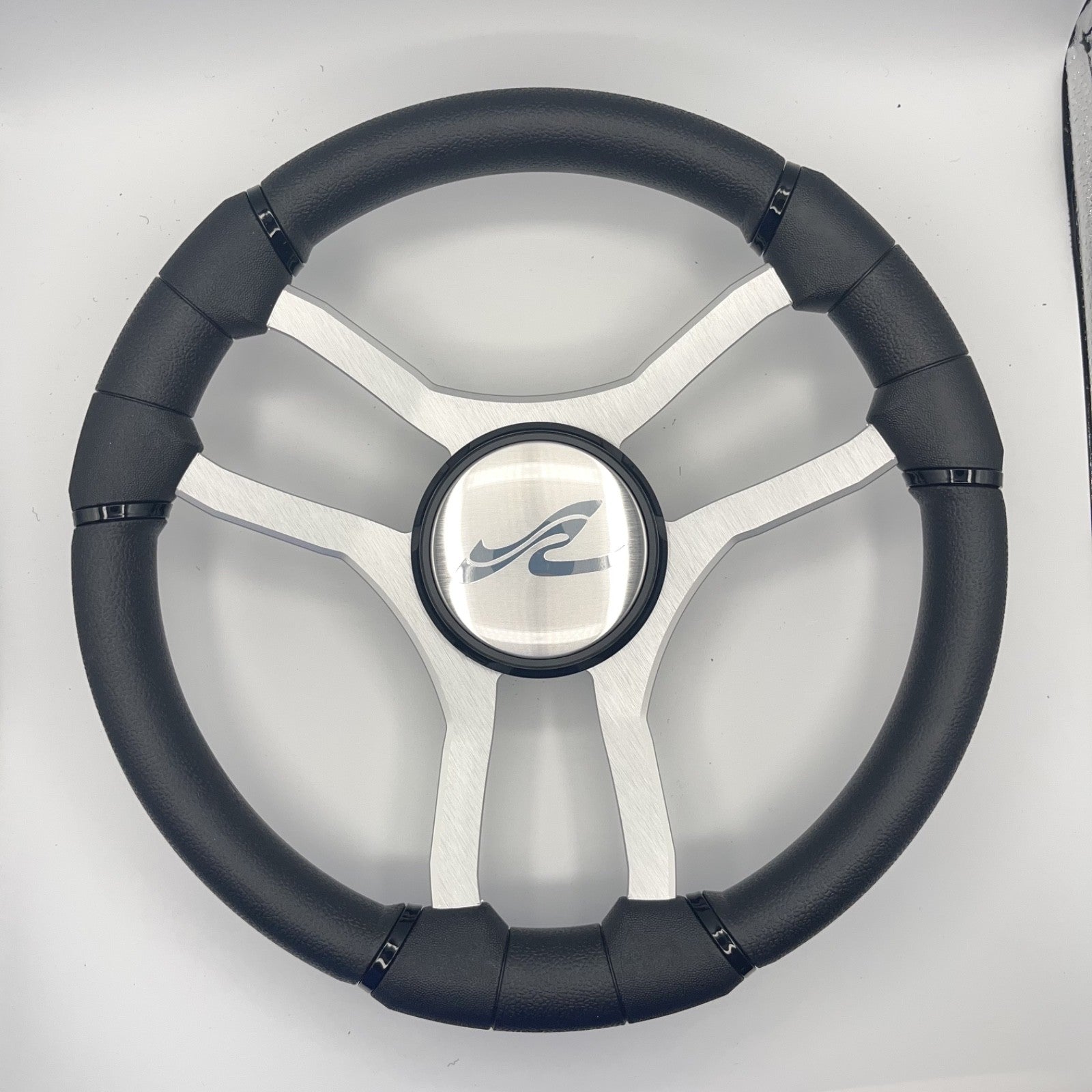 Malera Boat Steering Wheel Brushed Aluminum Spokes | SeaRay Boats