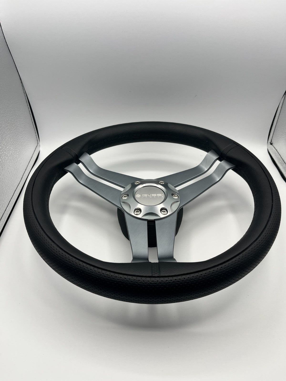 W208 Steering Wheel Gray Brushed Alum Spoke | Gussi Italia
