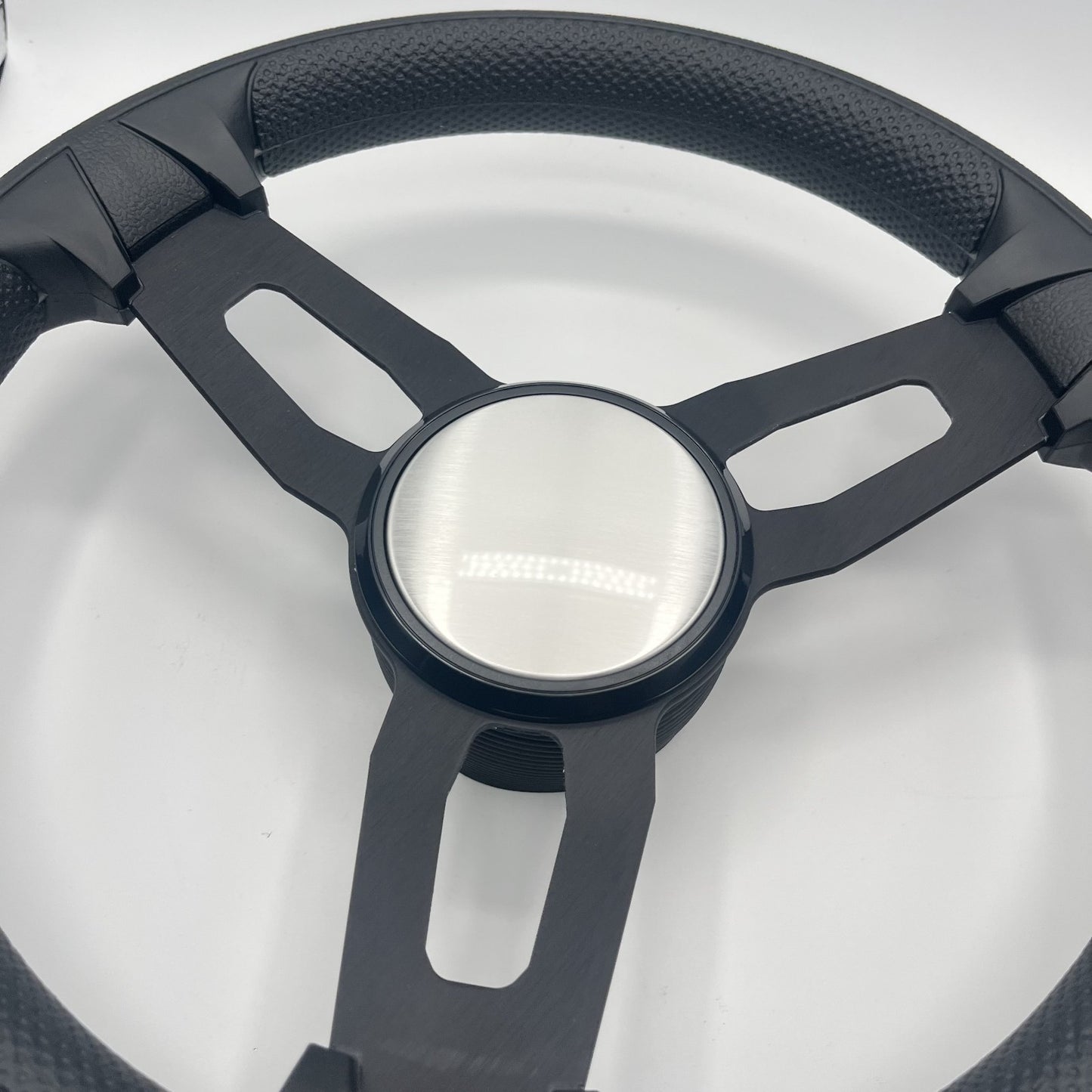 Gussi Italia Boat Model 15 Steering Wheel Black Brushed Alum Spokes | Plain