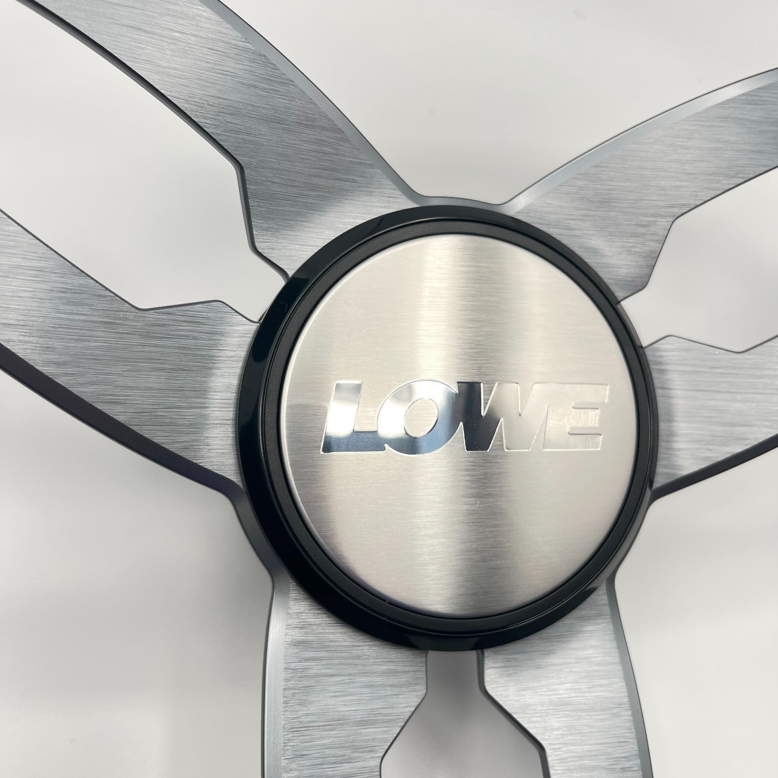 Cabrio Boat Steering Wheel Gray Brushed Alum Spoke | Lowe Boat