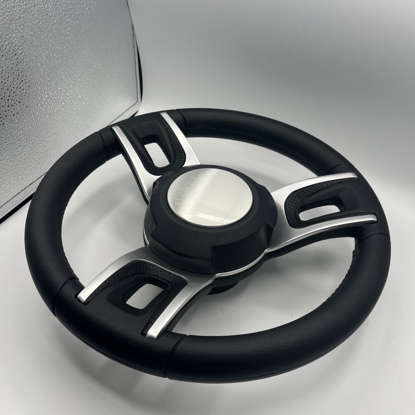 Gussi Italia Black Model 702 Steering Wheel | Plain Brushed