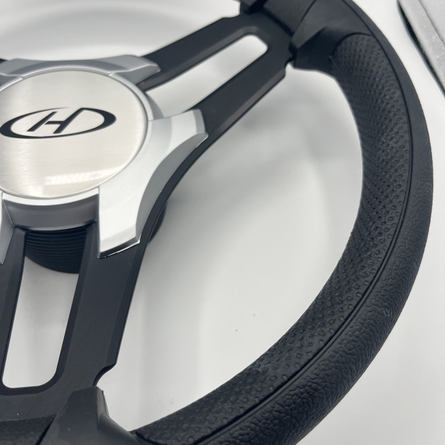 Gussi Italia Marine Steering Wheel Black Brush Metal Spokes | Harris Kayot