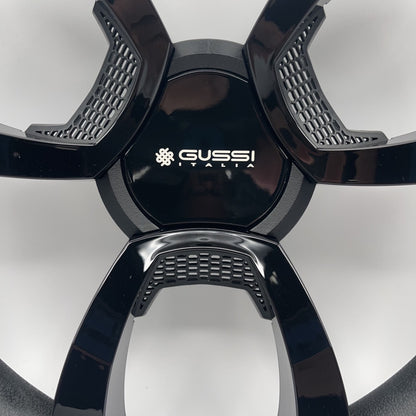 La Corte Boat Steering Wheel Black Gloss Inserts | Gussi Italia Logo