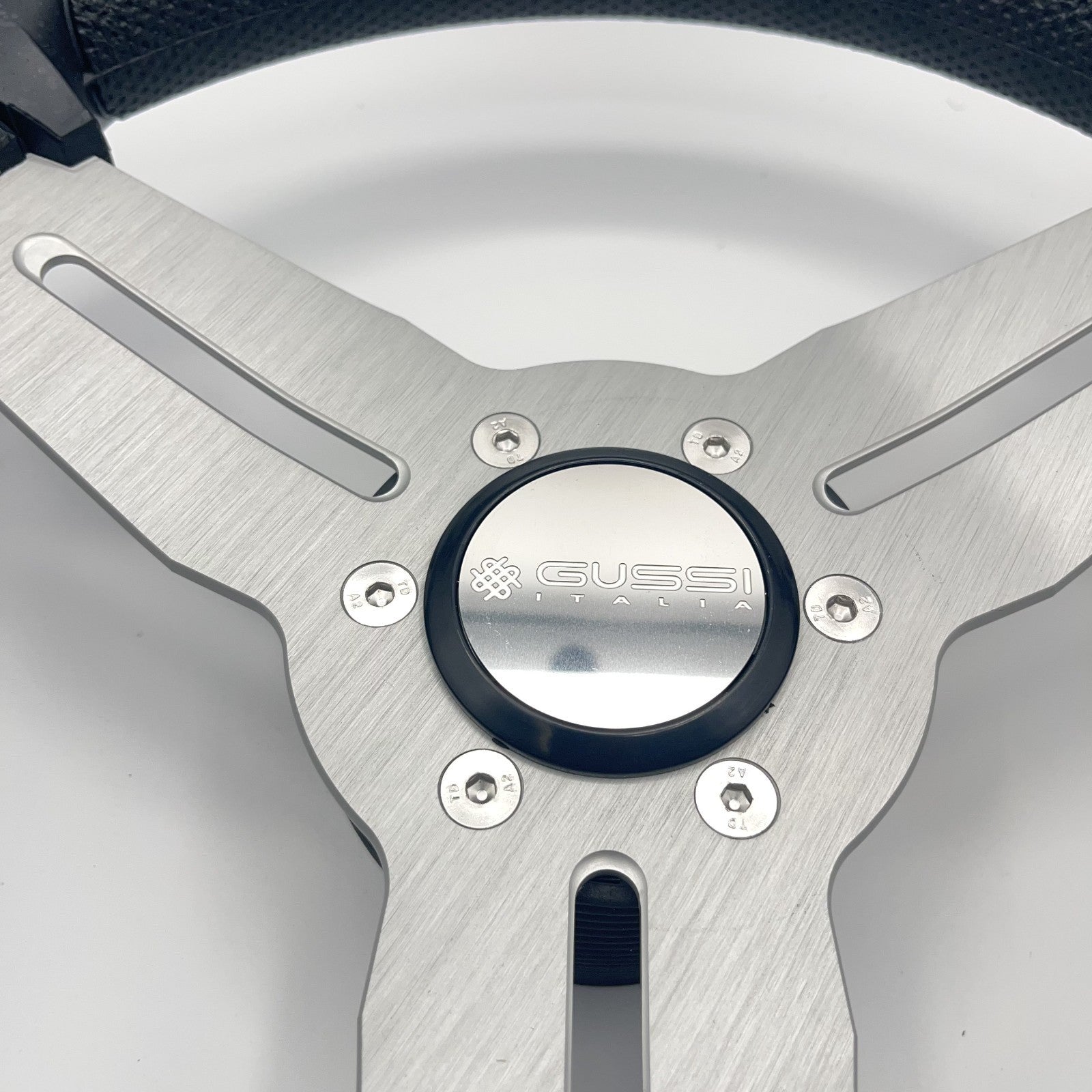 Model 15 Marine Steering Wheel Brushed Aluminum Spokes | Gussi Logo
