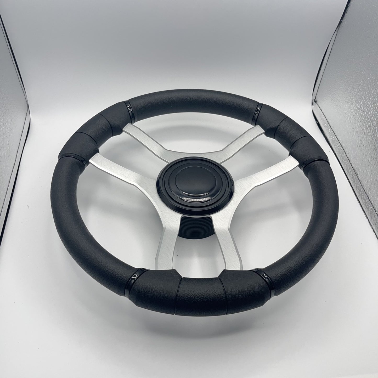 Malera Boat Steering Wheel Brushed Aluminum Spokes | LG Black Snap-in
