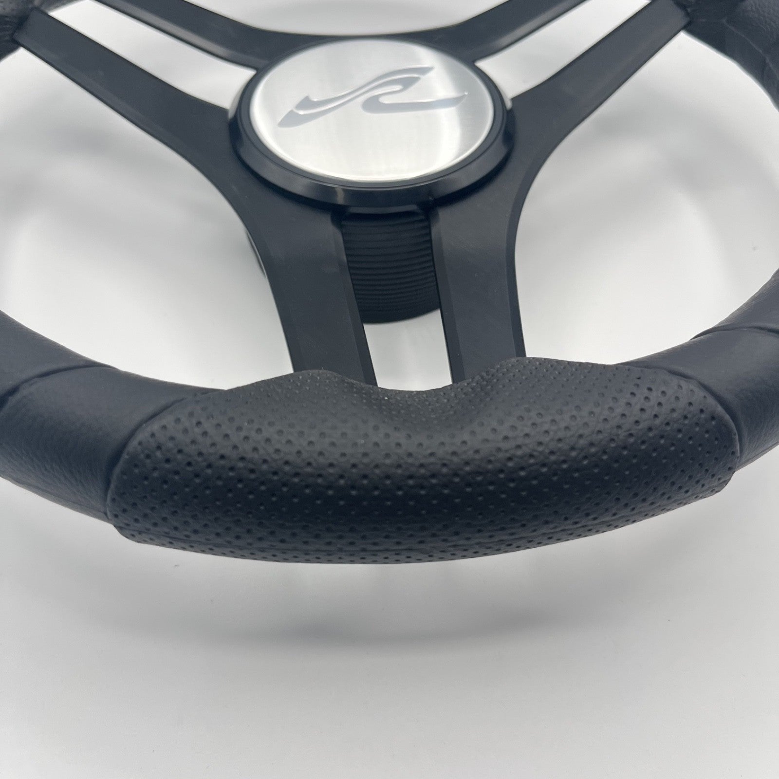 Molinara Marine Steering Wheel Black Brushed Alum Spokes | SeaRay Boats