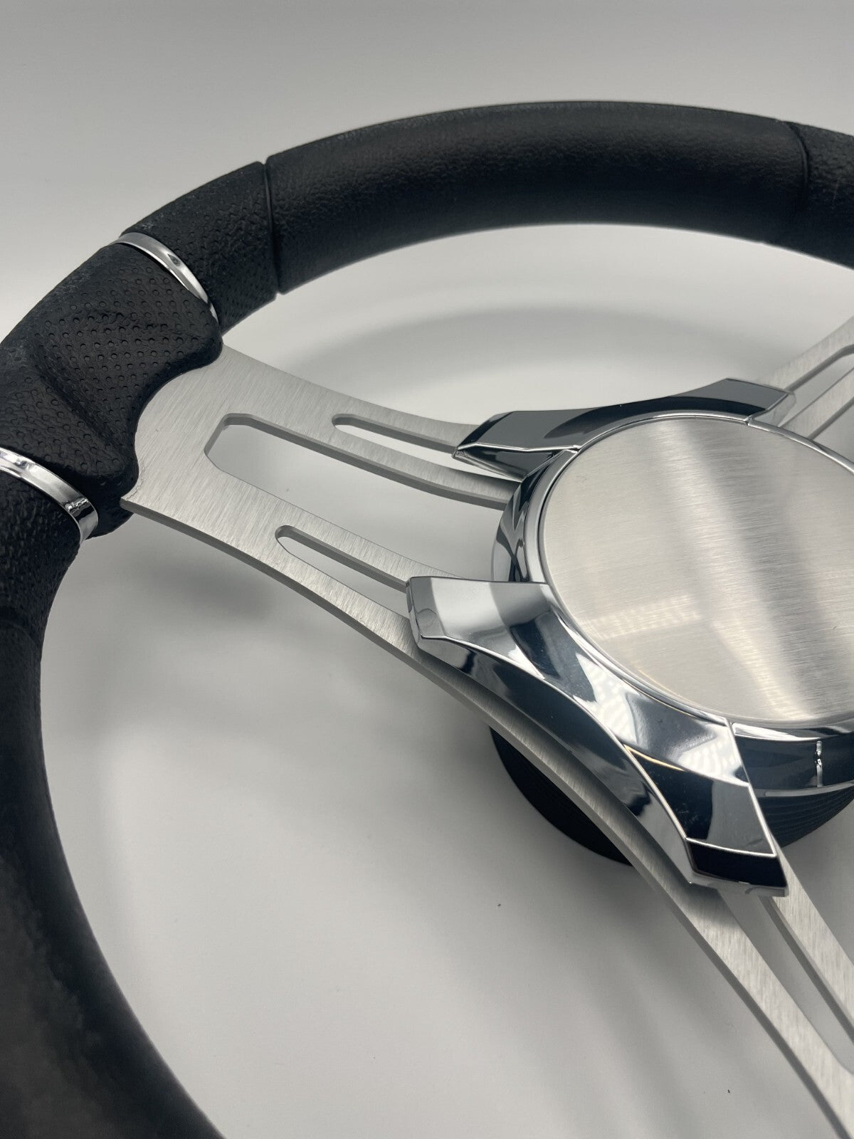 Verona Boat Steering Wheel Gray Brushed Aluminum Spokes
