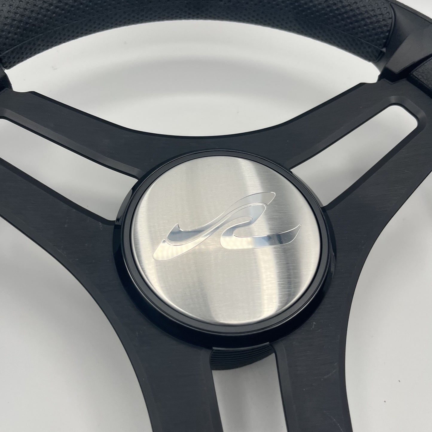 Gussi Italia Marine Steering Wheel Black Brush Metal Spokes | Sea Ray
