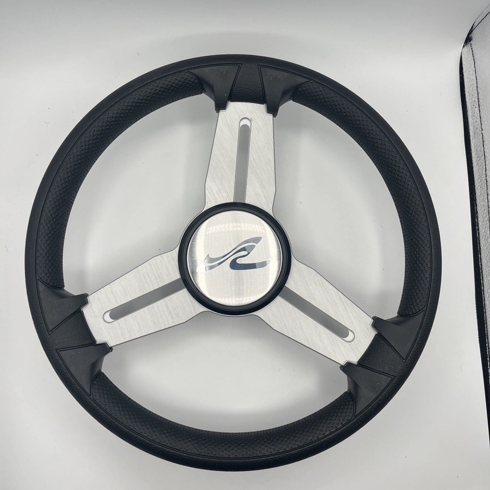 Model 15 Marine Steering Wheel Brush Alum Spokes | Sea Ray Boats Logo