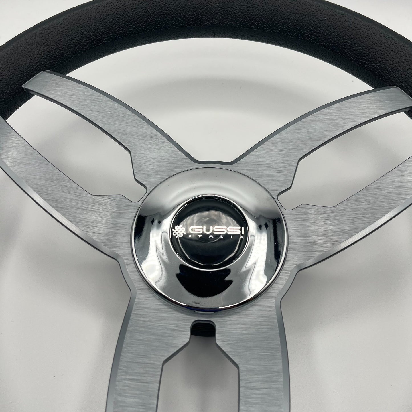 Cabrio Boat Steering Wheel Gray Brushed Alum Spoke | Gussi Italia