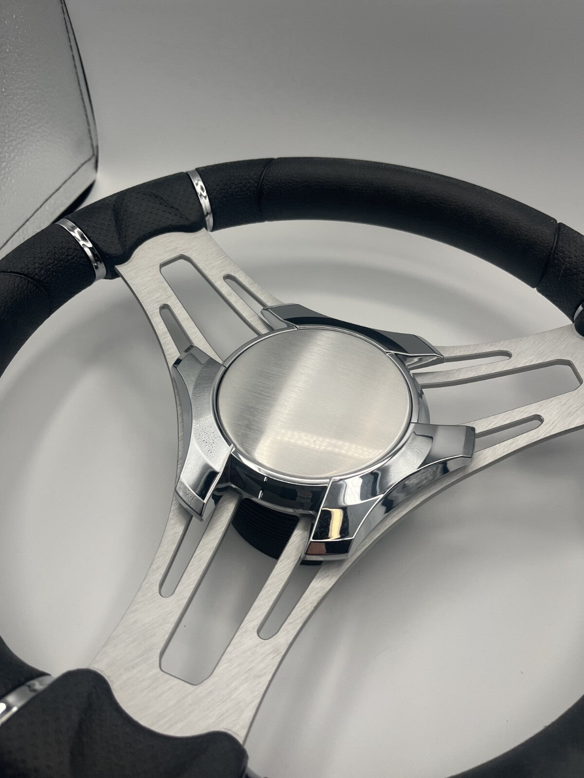 Verona Boat Steering Wheel Gray Brushed Aluminum Spokes