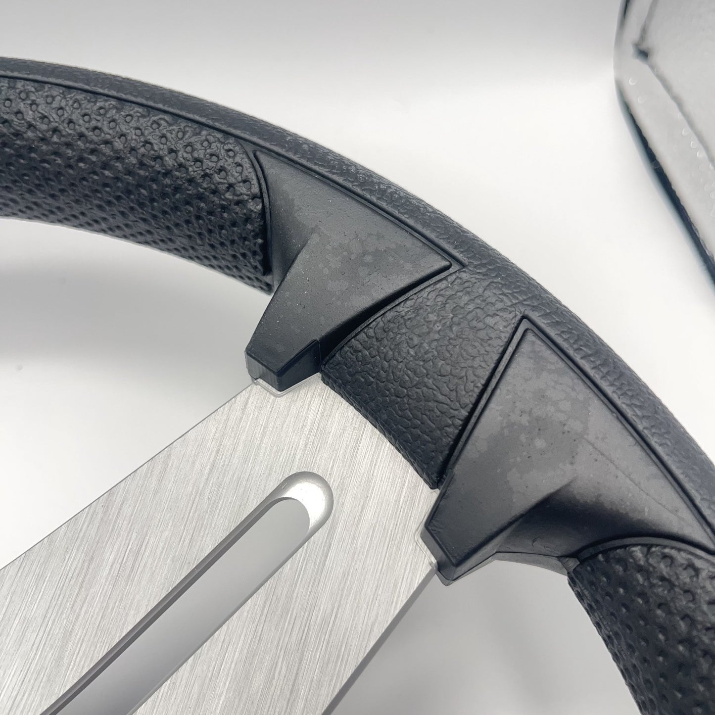 Model 15 Marine Steering Wheel Brushed Aluminum Spokes | Gussi Logo