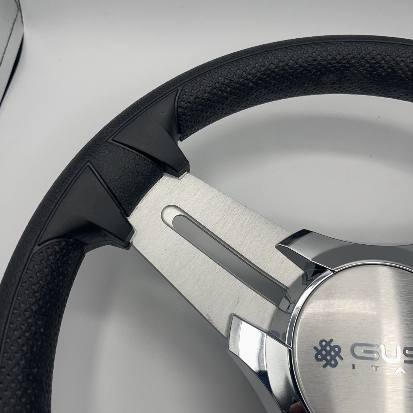 Model 15 Marine Steering Wheel Brushed Aluminum Spokes | Gussi Logo