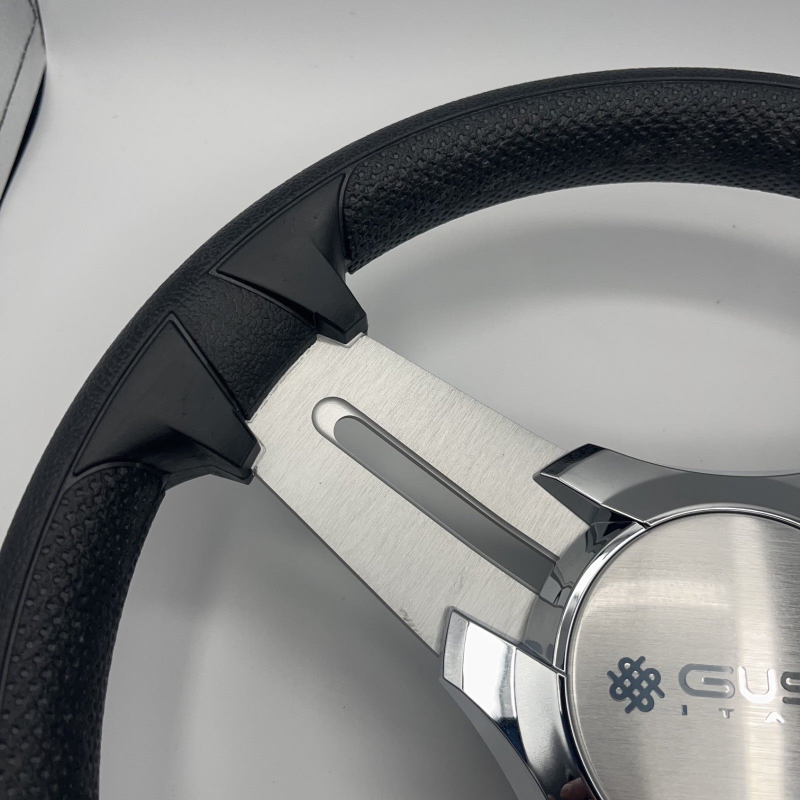 Model 15 Marine Steering Wheel Brushed Aluminum Spokes | Gussi Logo