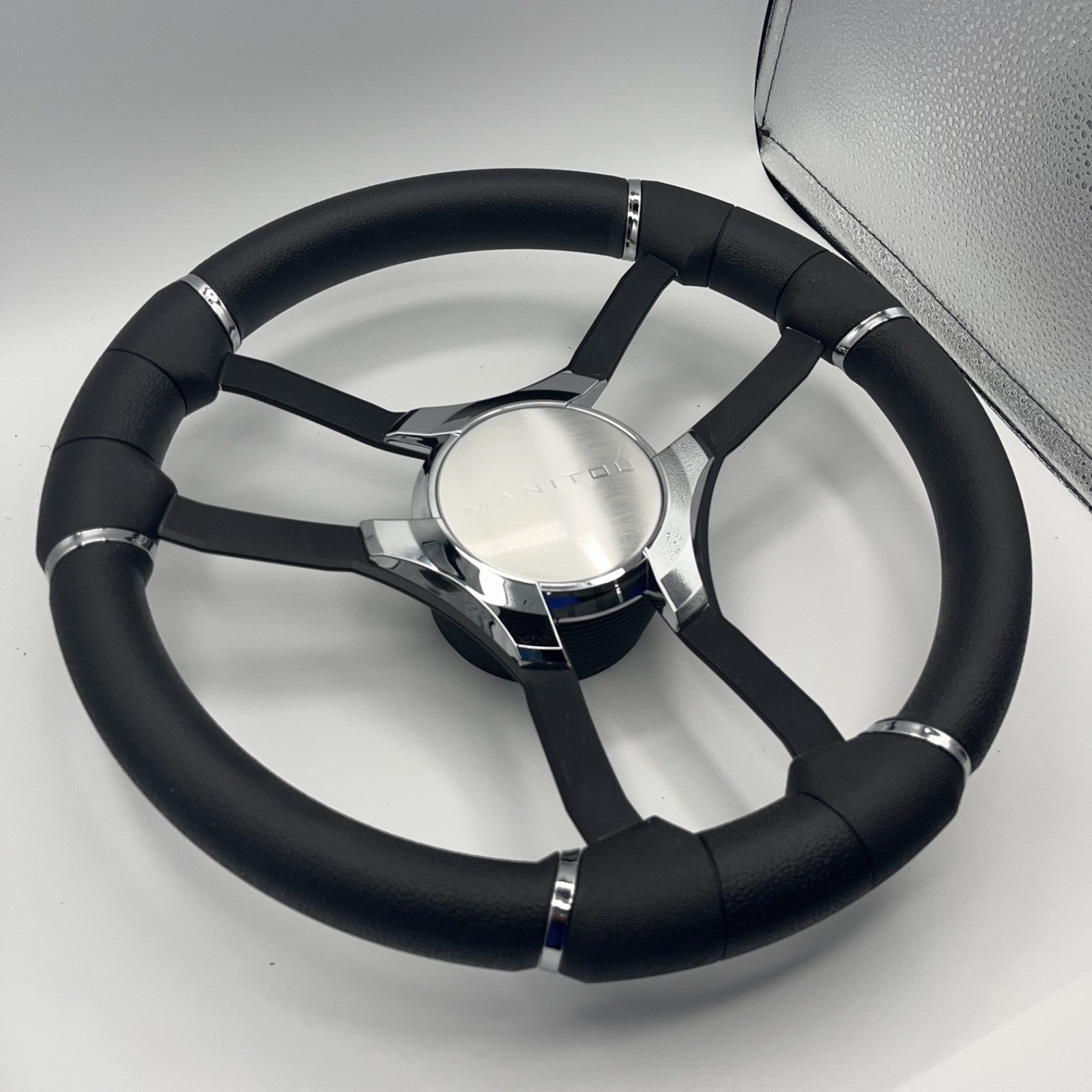 Malera Boat Steering Wheel Black Aluminum Spokes - Chrome-style Manitou