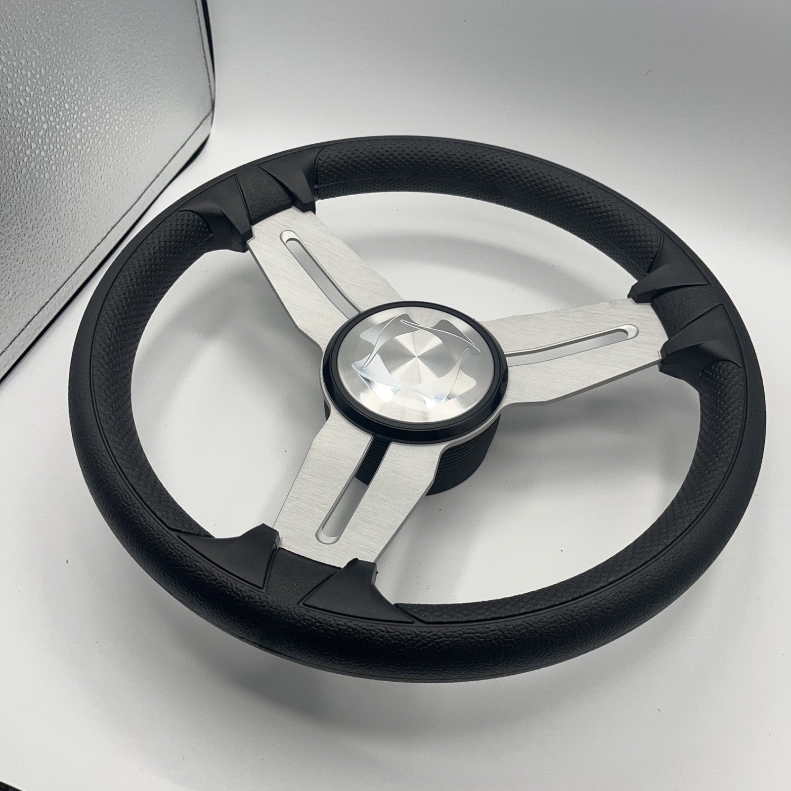 Model 15A Marine Steering Wheel Brushed Alum Spokes | Stingray Boats Cap
