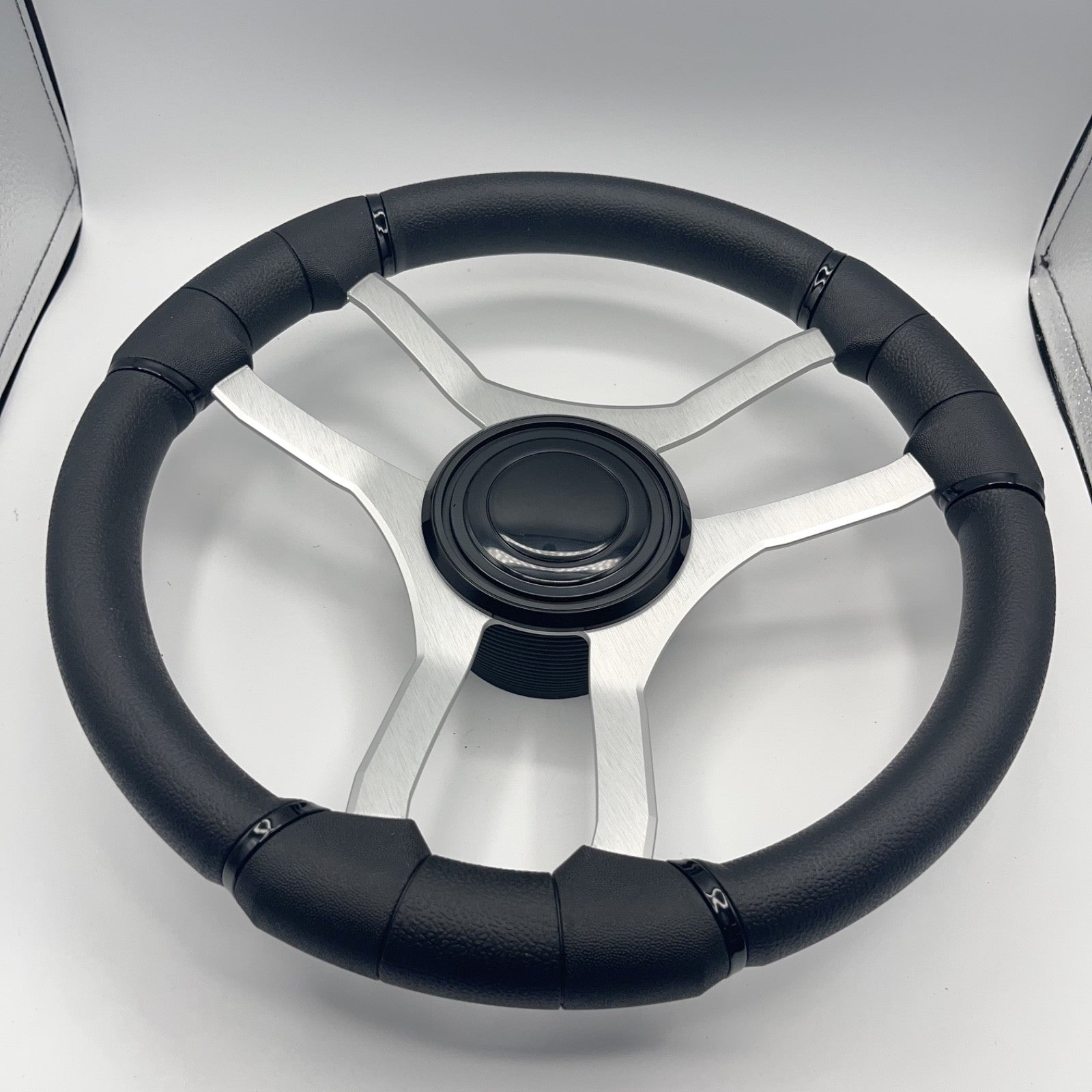 Malera Boat Steering Wheel Brushed Aluminum Spokes | LG Black Snap-in