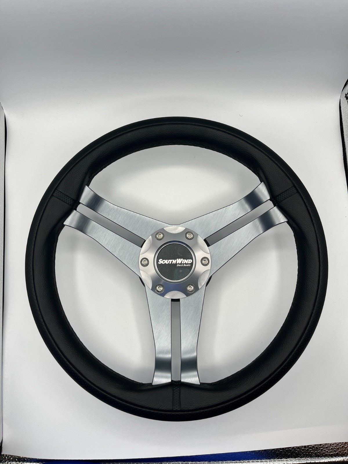 W208 Steering Wheel Gray Brushed Alum Spoke | SouthWind Deck Boats