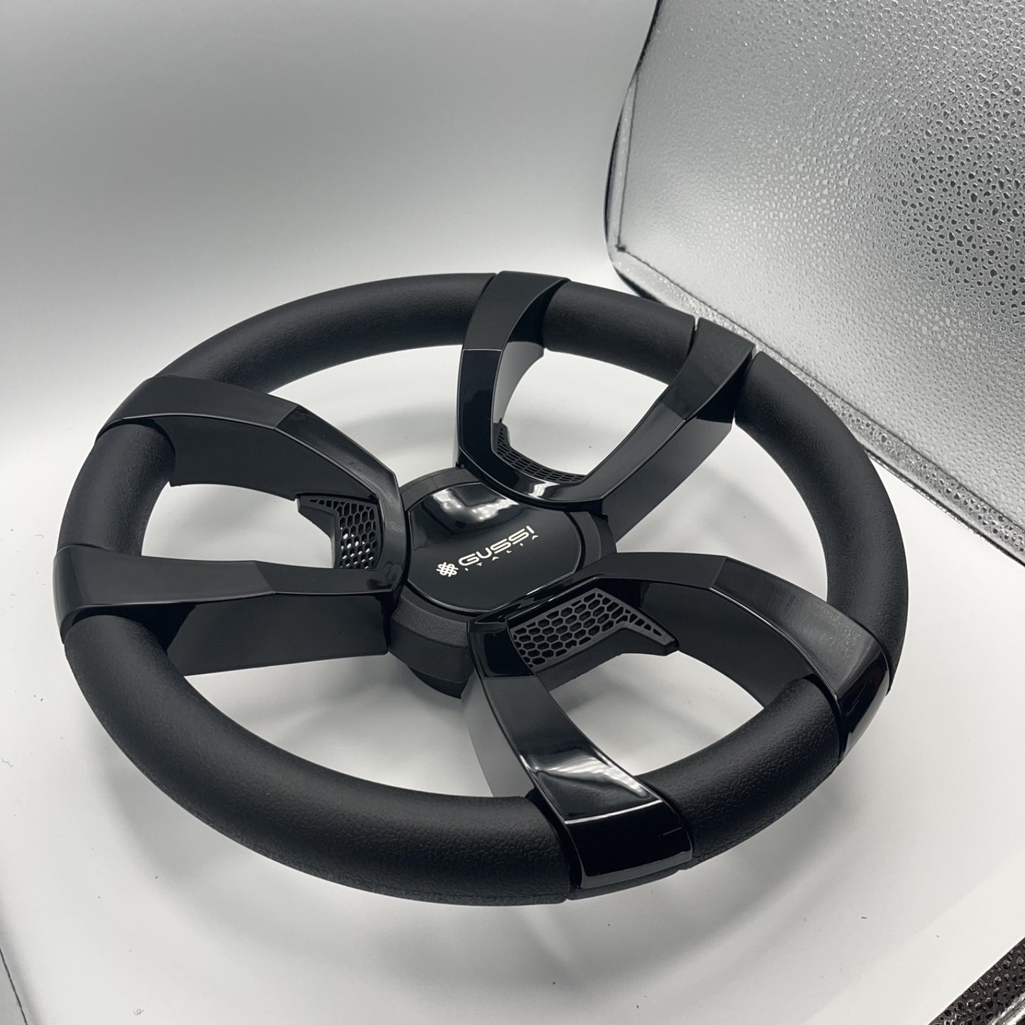 La Corte Boat Steering Wheel Black Gloss Inserts | Gussi Italia Logo