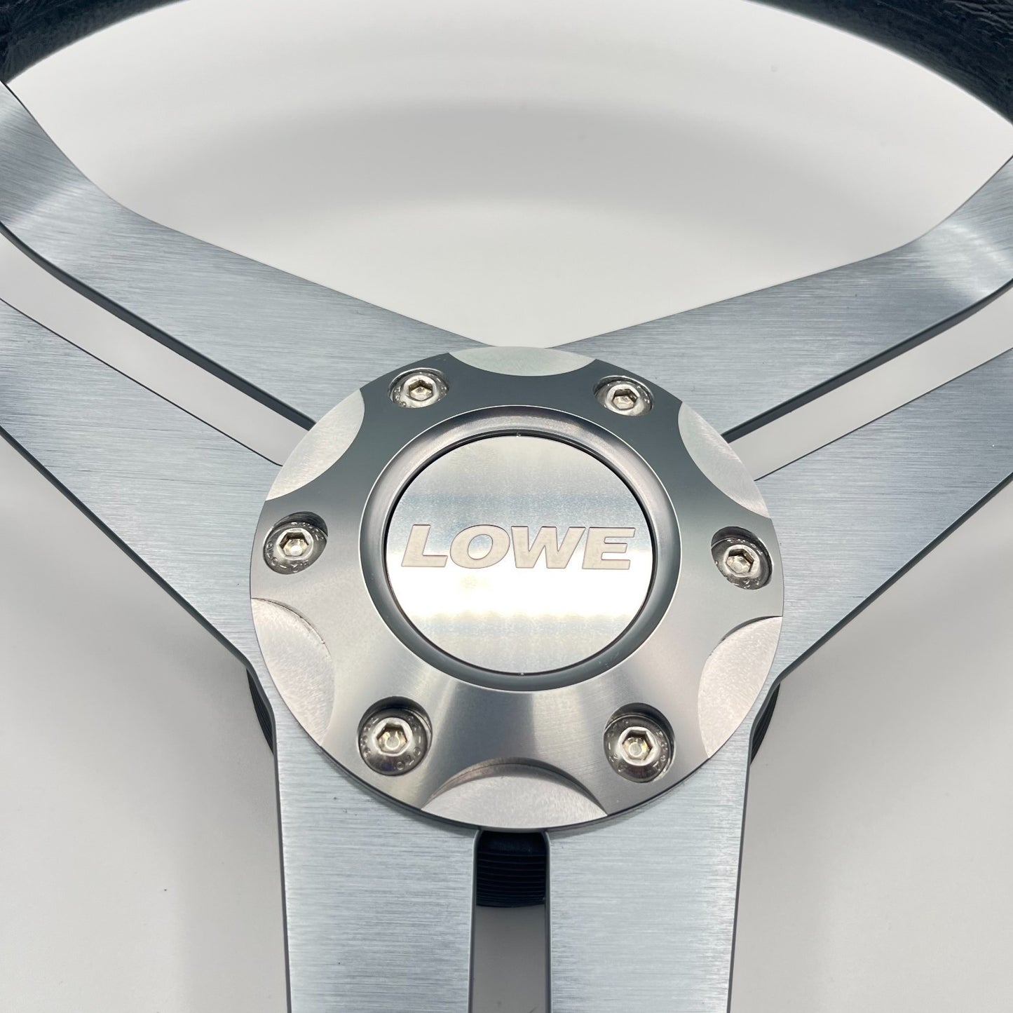 W208 Steering Wheel Gray Brushed Alum Spoke | Lowe Boats