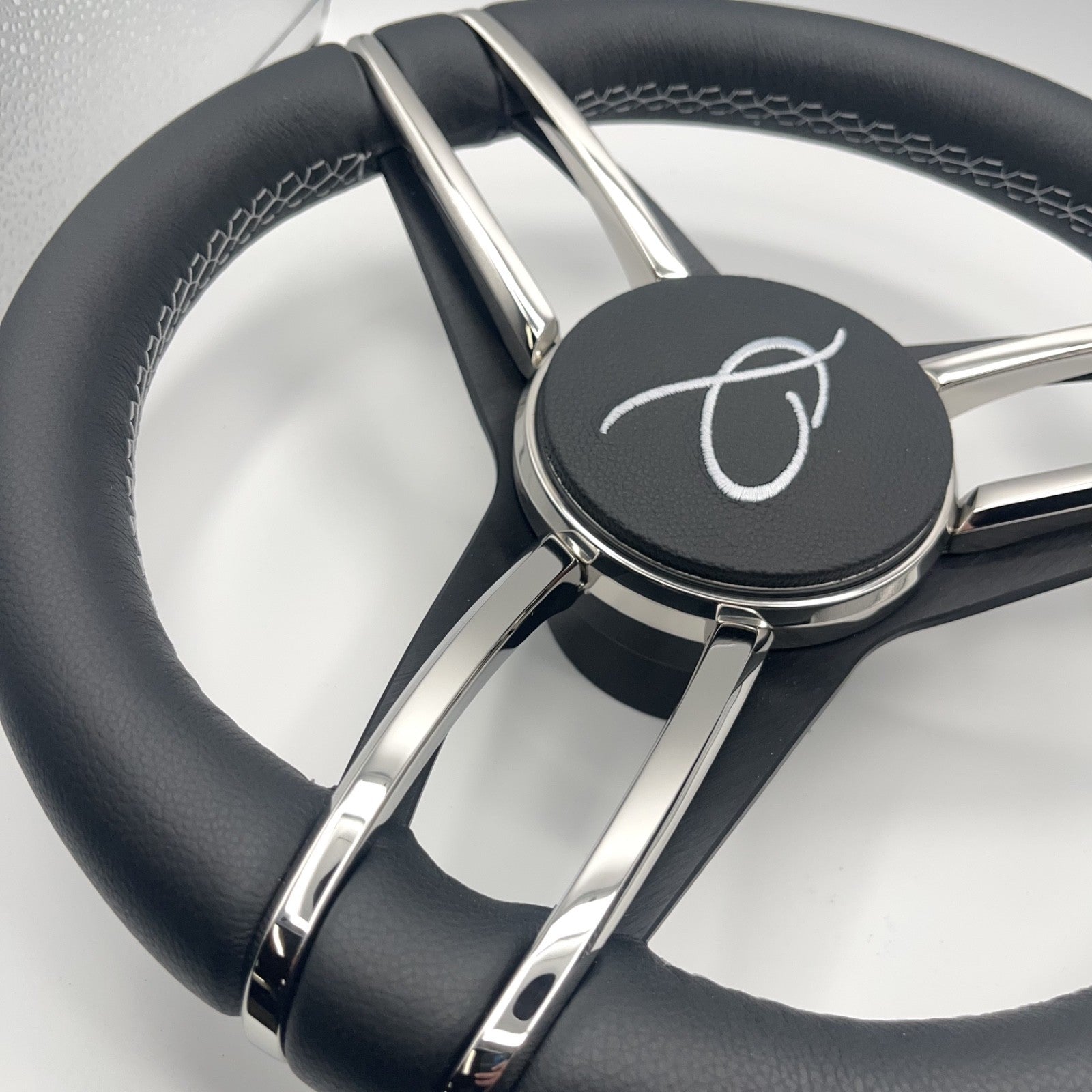 Gussi Italia Boat Steering Wheel Stainless Steel Spoke Leather Rim | APEX Boats