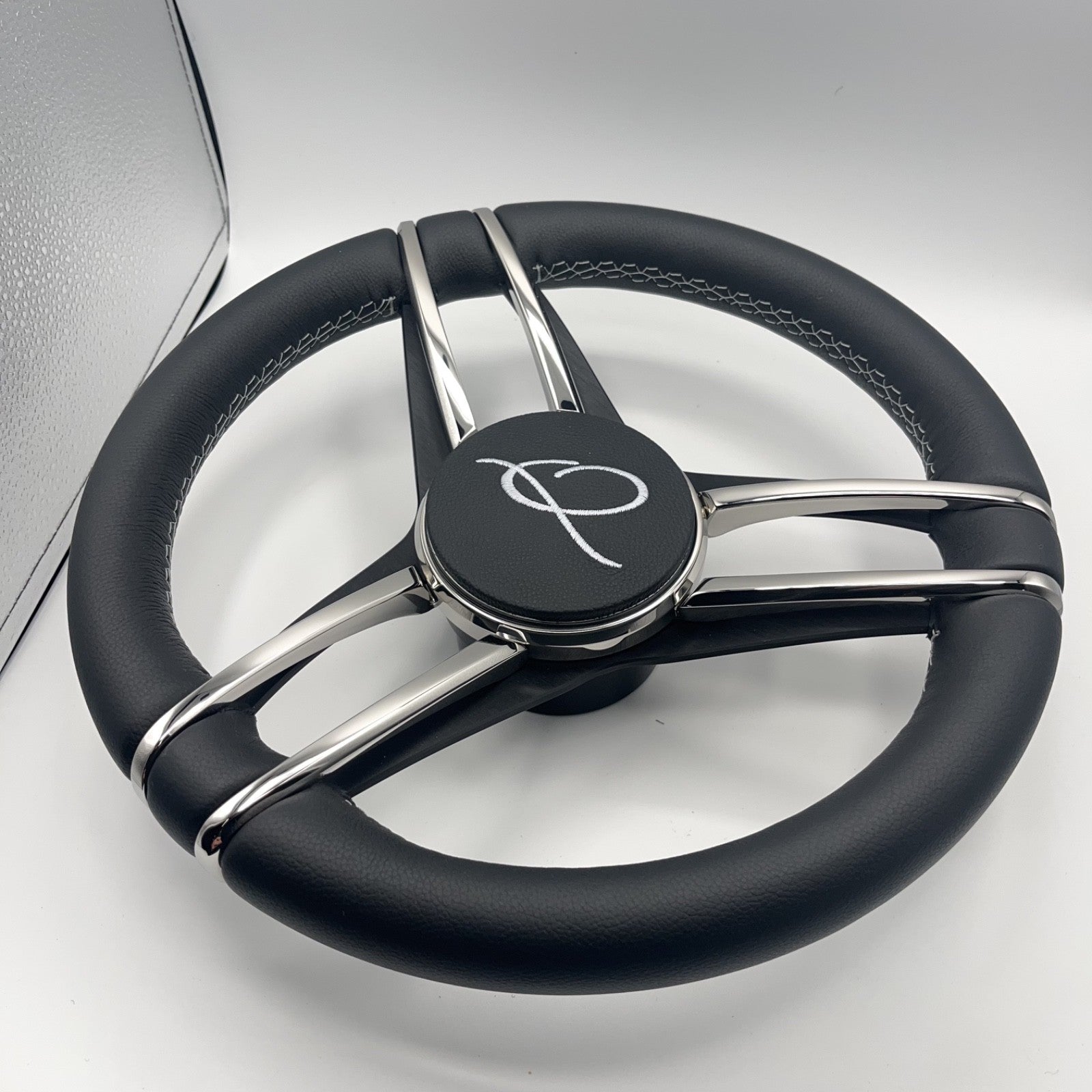 Gussi Italia Boat Steering Wheel Stainless Steel Spoke Leather Rim | APEX Boats