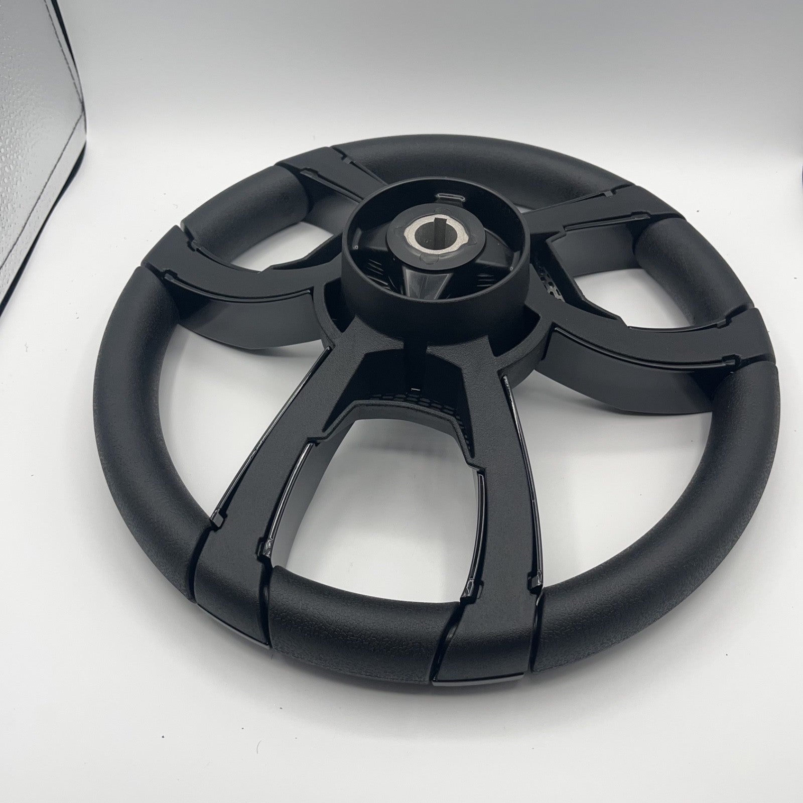 La Corte Boat Steering Wheel Black Gloss Inserts | Gussi Italia Logo