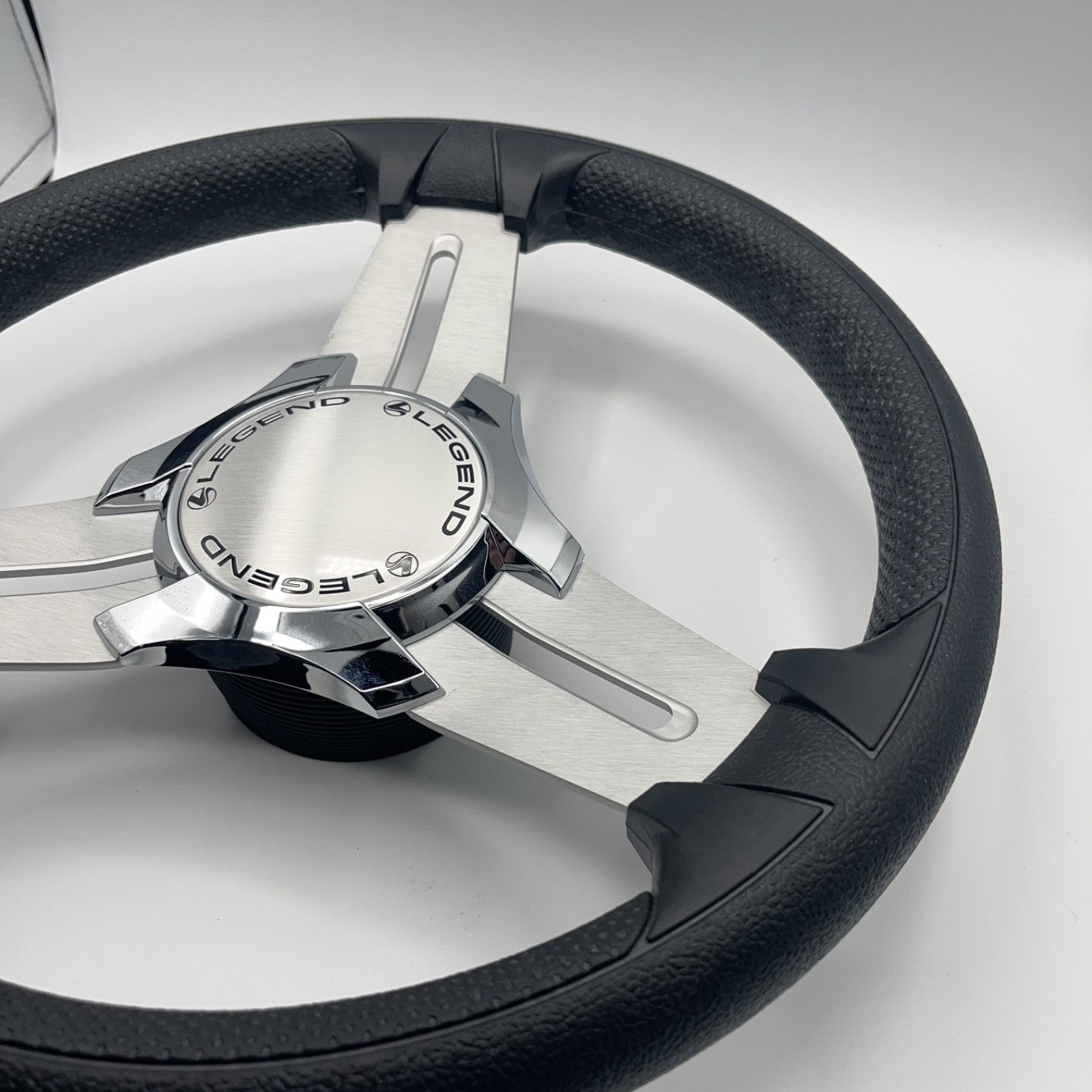 Model 15 Marine Steering Wheel Brushed Aluminum Spokes | Legend Boats