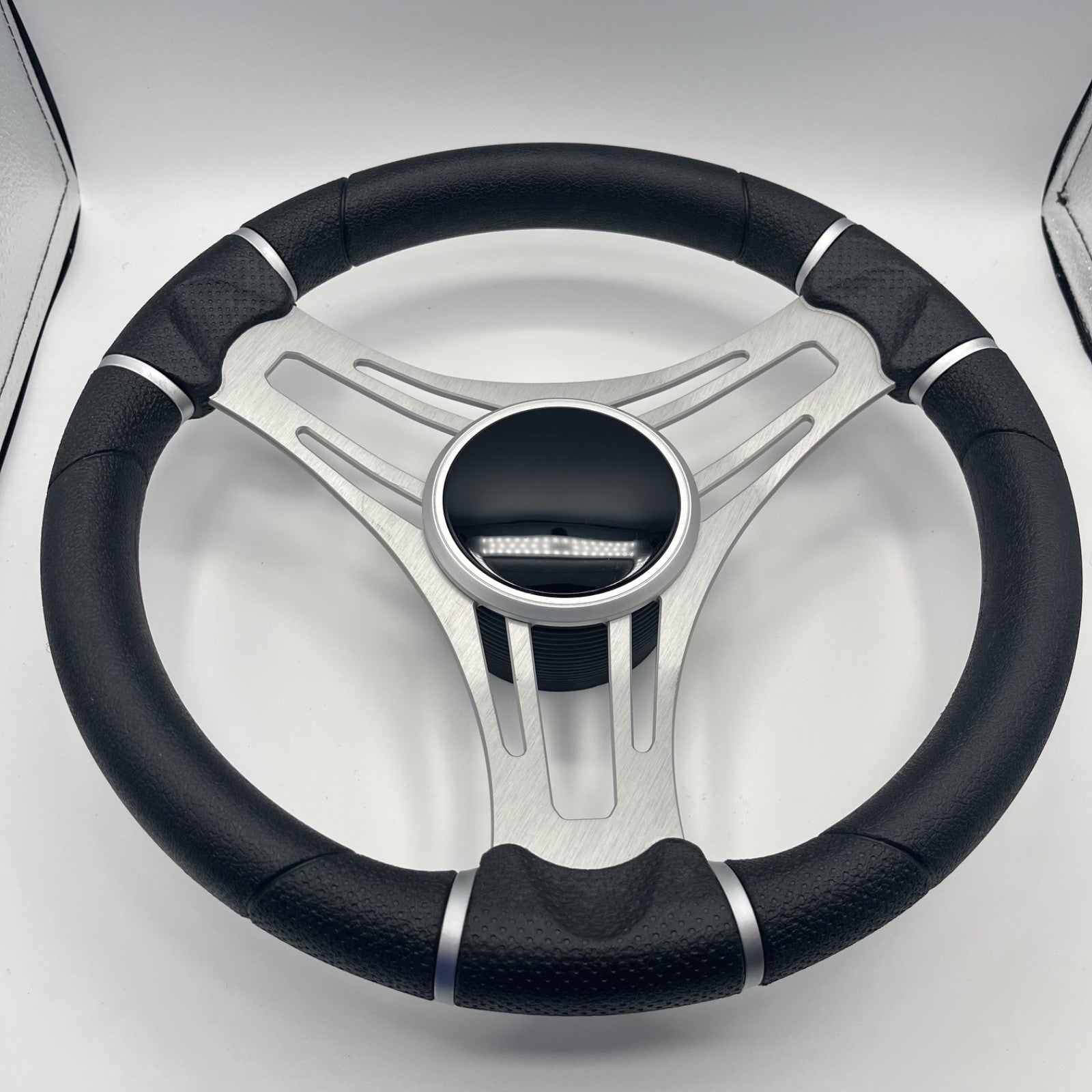 Gussi Italia Boat Steering Wheel Brushed Aluminum Spoke | Black Dome