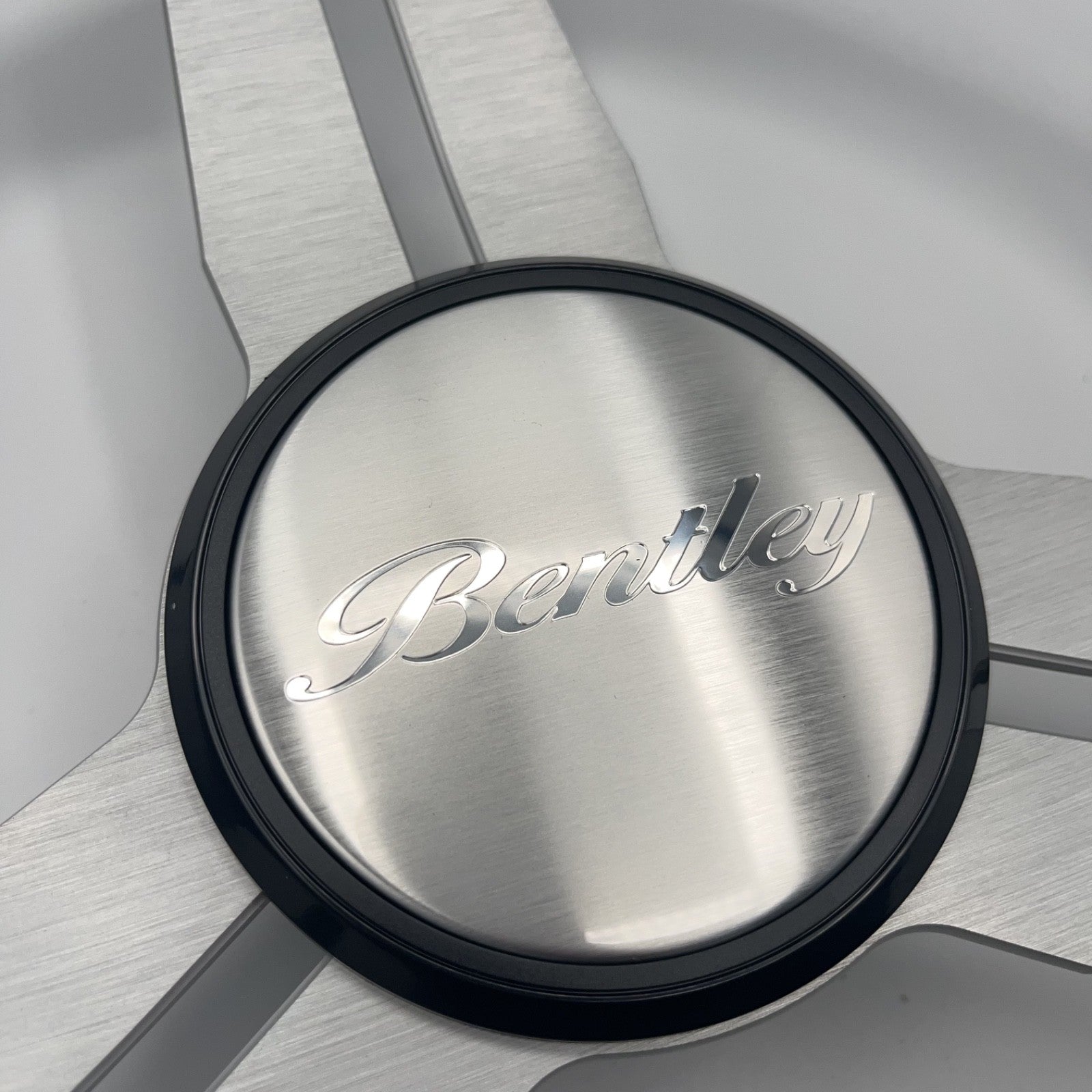 Model 15A Marine Steering Wheel Brushed Alum Spokes | Bentley Boats