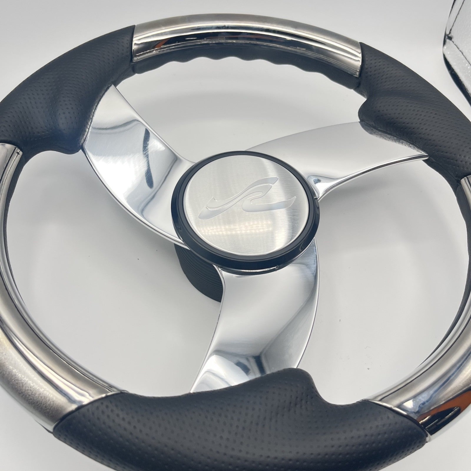 Model M533 Boat Steering Wheel Polished Alum Spoke | Sea Ray