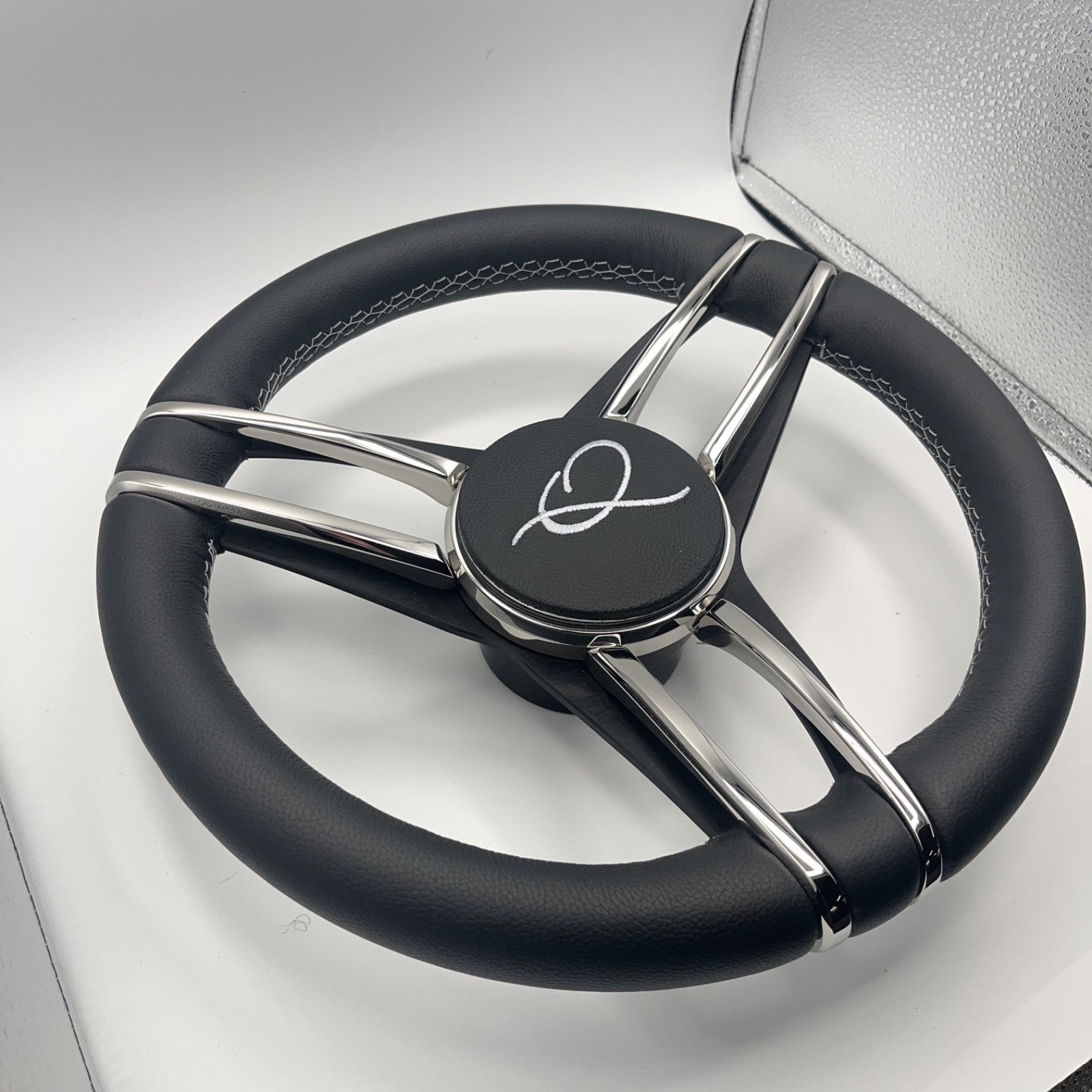 Gussi Italia Boat Steering Wheel Stainless Steel Spoke Leather Rim | APEX Boats