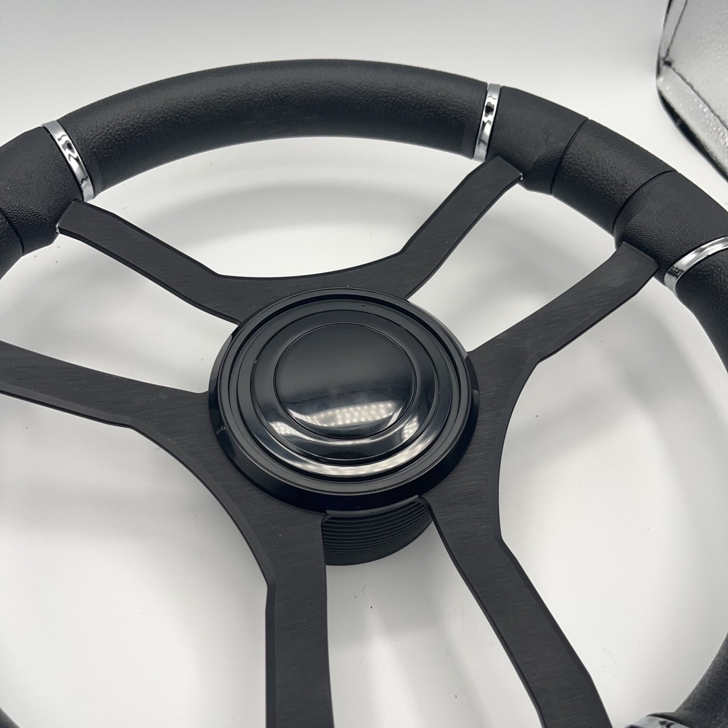 Malera Boat Steering Wheel Black Aluminum Spokes | LG Black Snap-in