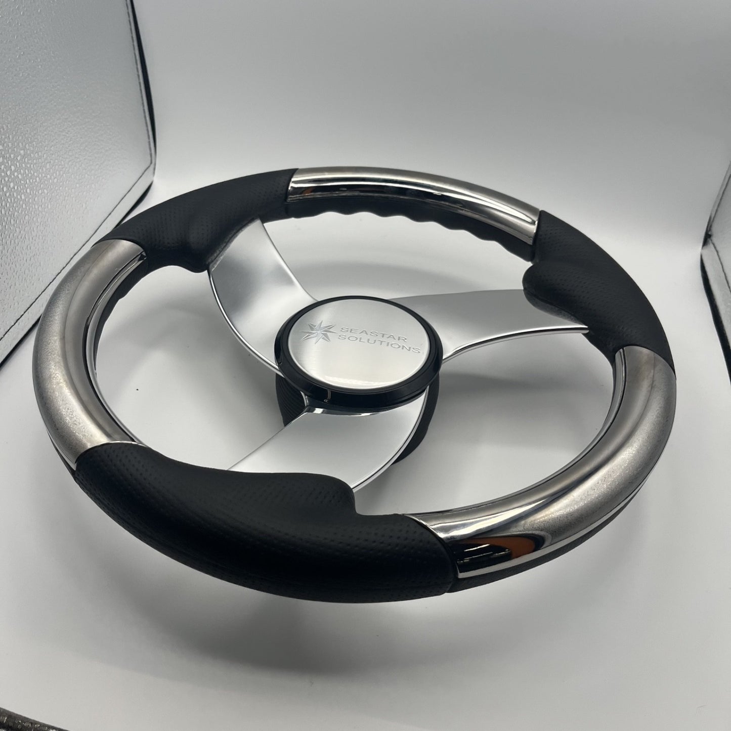 Model M533 Boat Steering Wheel Polished Alum Spoke | Seastar