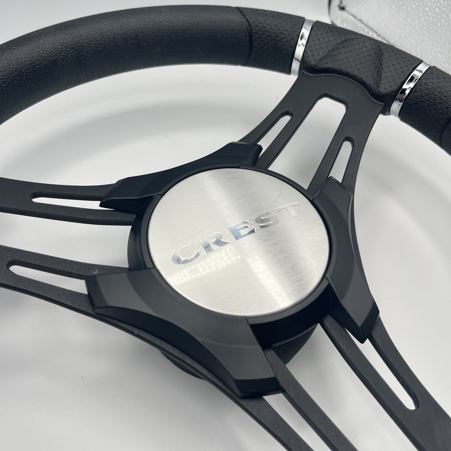 Gussi Italia Boat Steering Wheel Black Brushed Alum Spokes | Crest