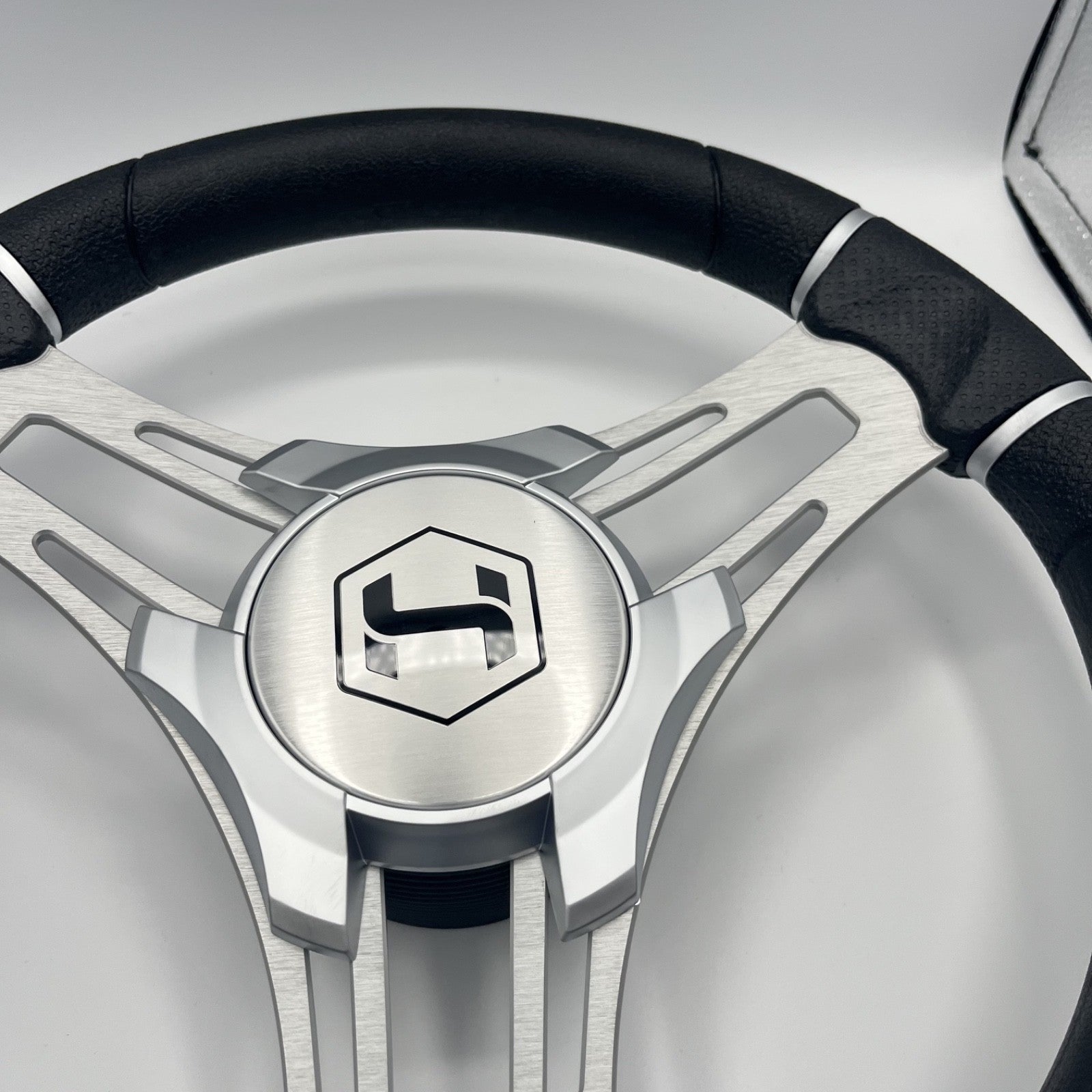 Gussi Italia Boat Steering Wheel Brushed Aluminum Spokes | Harris Pontoon Cap
