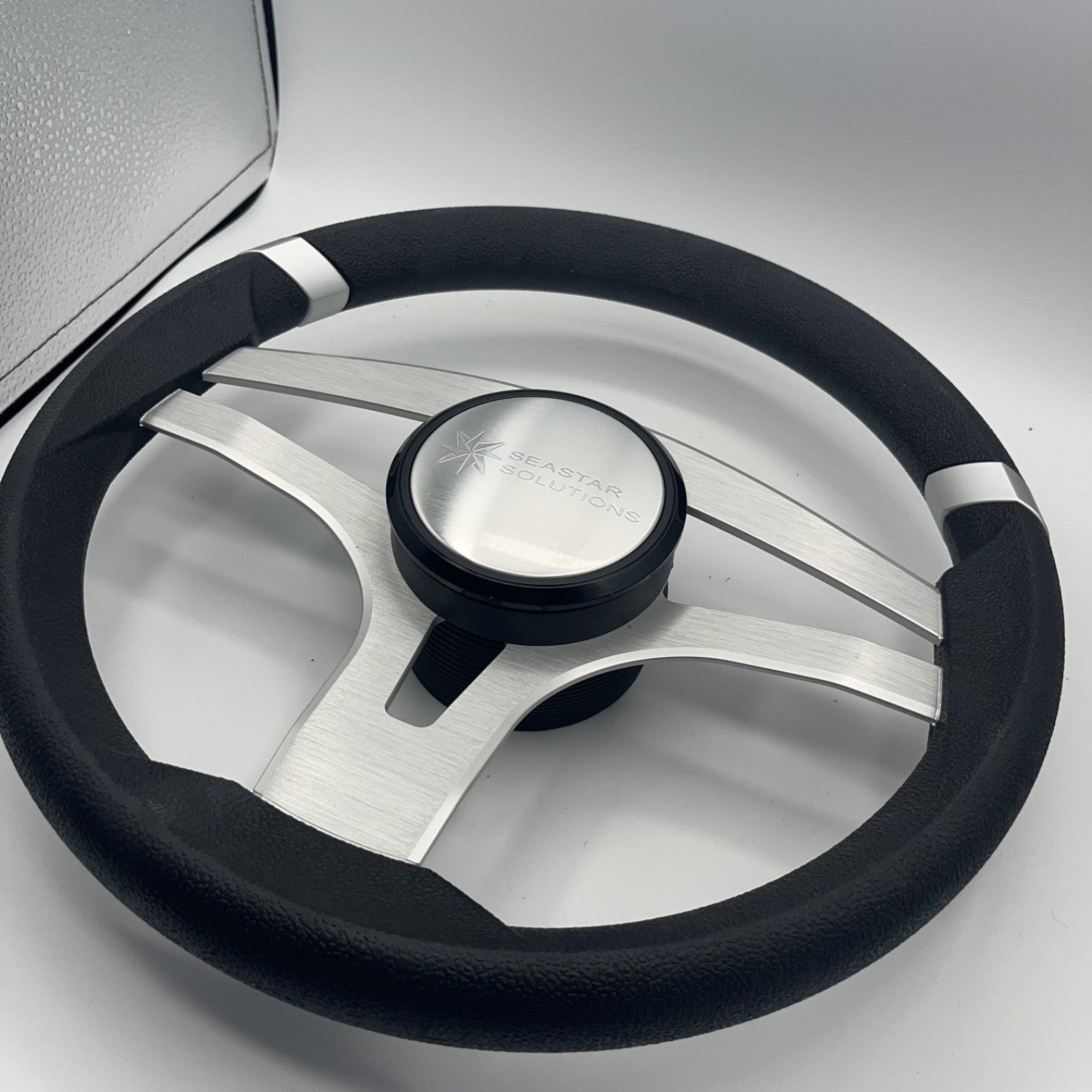 Badia Boat Steering Wheel Brushed Aluminum Spokes | Seastar Solutions
