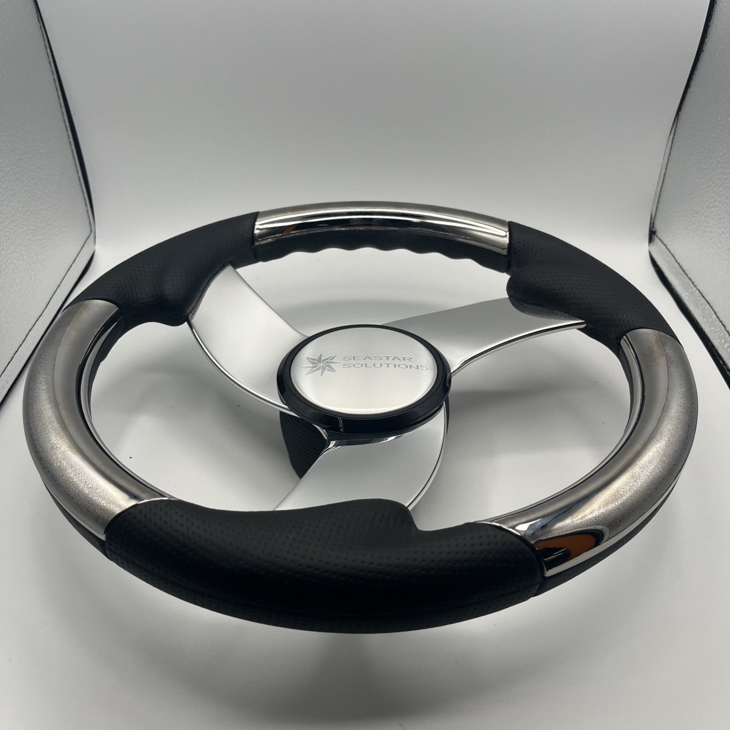 Model M533 Boat Steering Wheel Polished Alum Spoke | Seastar