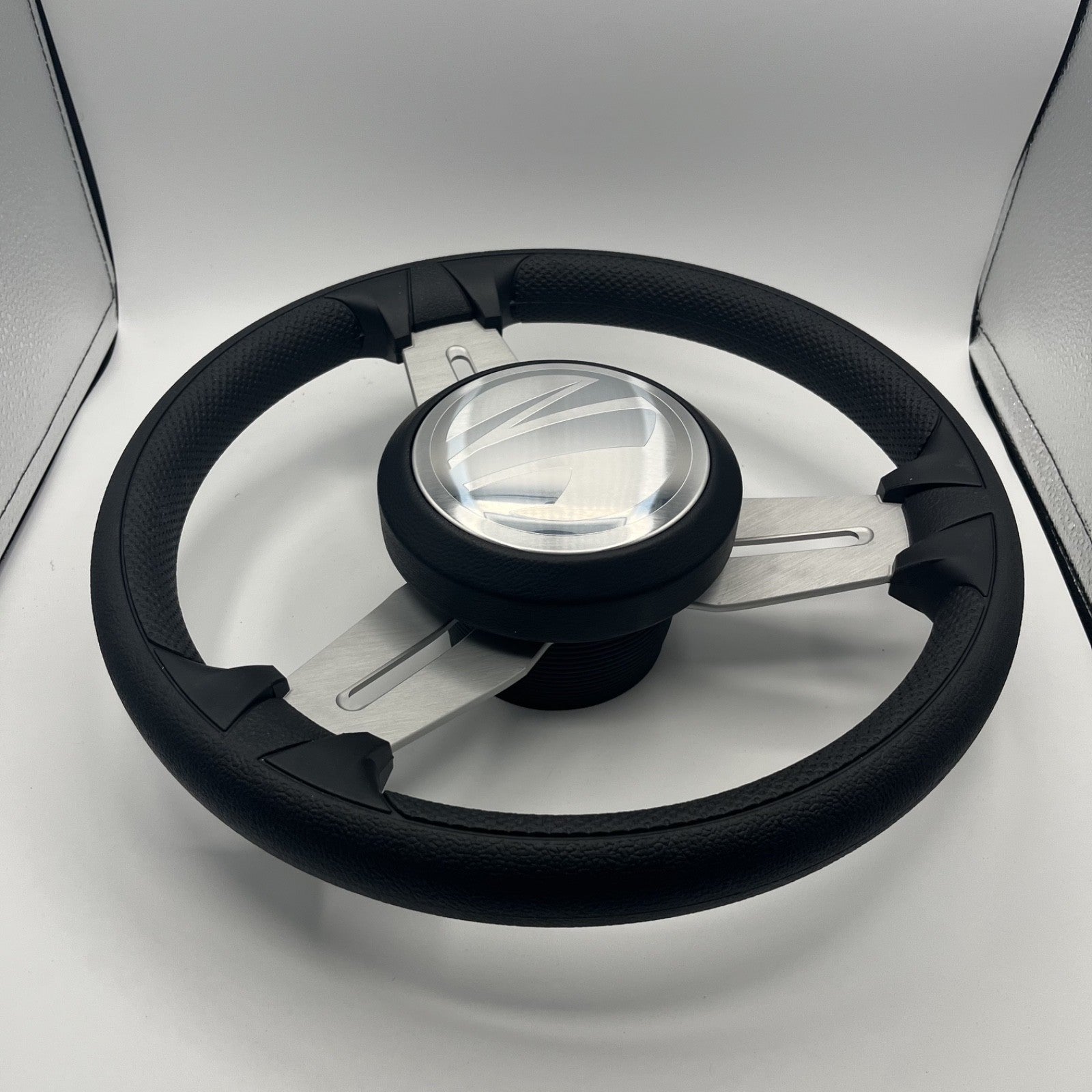 Model 15 Marine Steering Wheel Brush Alum Spokes | Tige Boats Logo